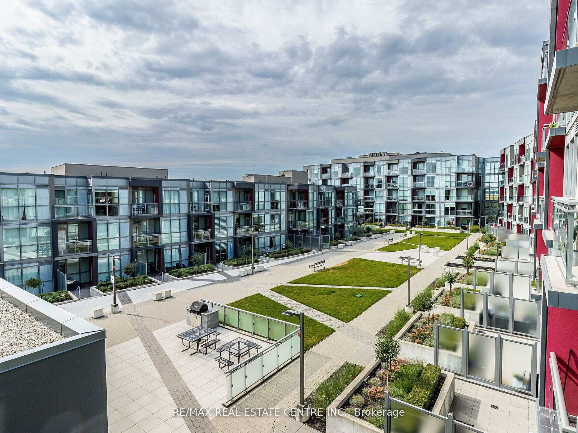 Photo 26 of Unit B314, 5240 Dundas Street, Burlington, Orchard — HOMEH