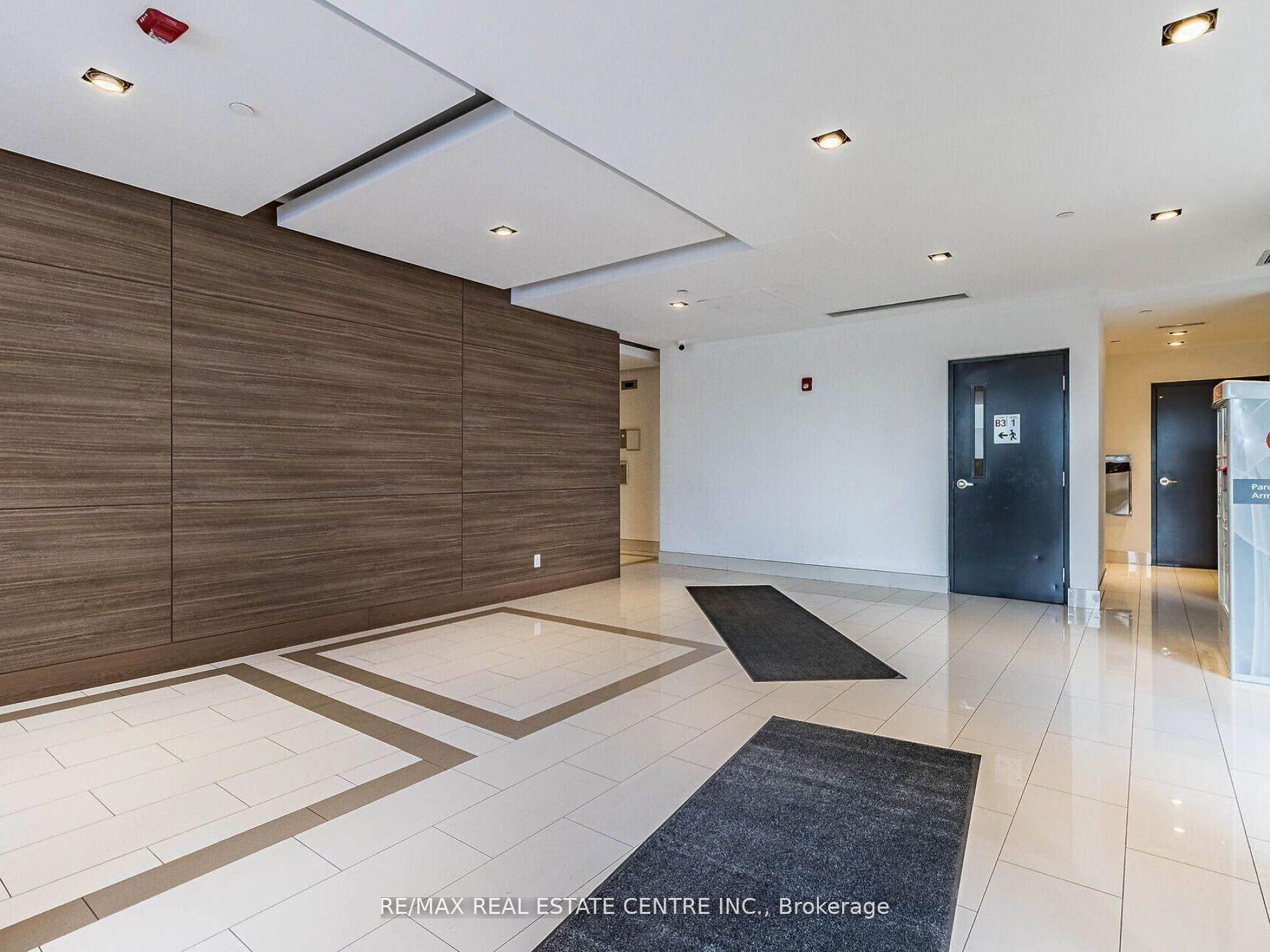 Photo 29 of Unit B314, 5240 Dundas Street, Burlington, Orchard — HOMEH