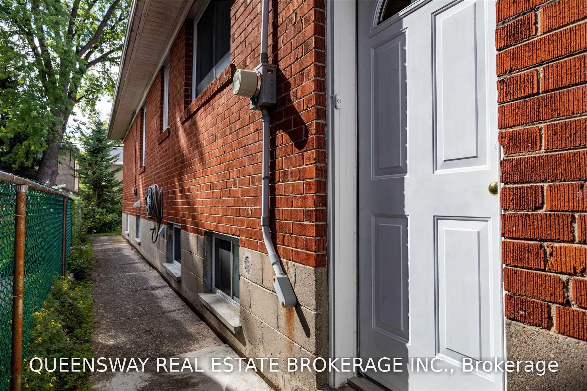 Photo 33 of 1222 Kipling Avenue, Etobicoke, Islington-City Centre West — HOMEH