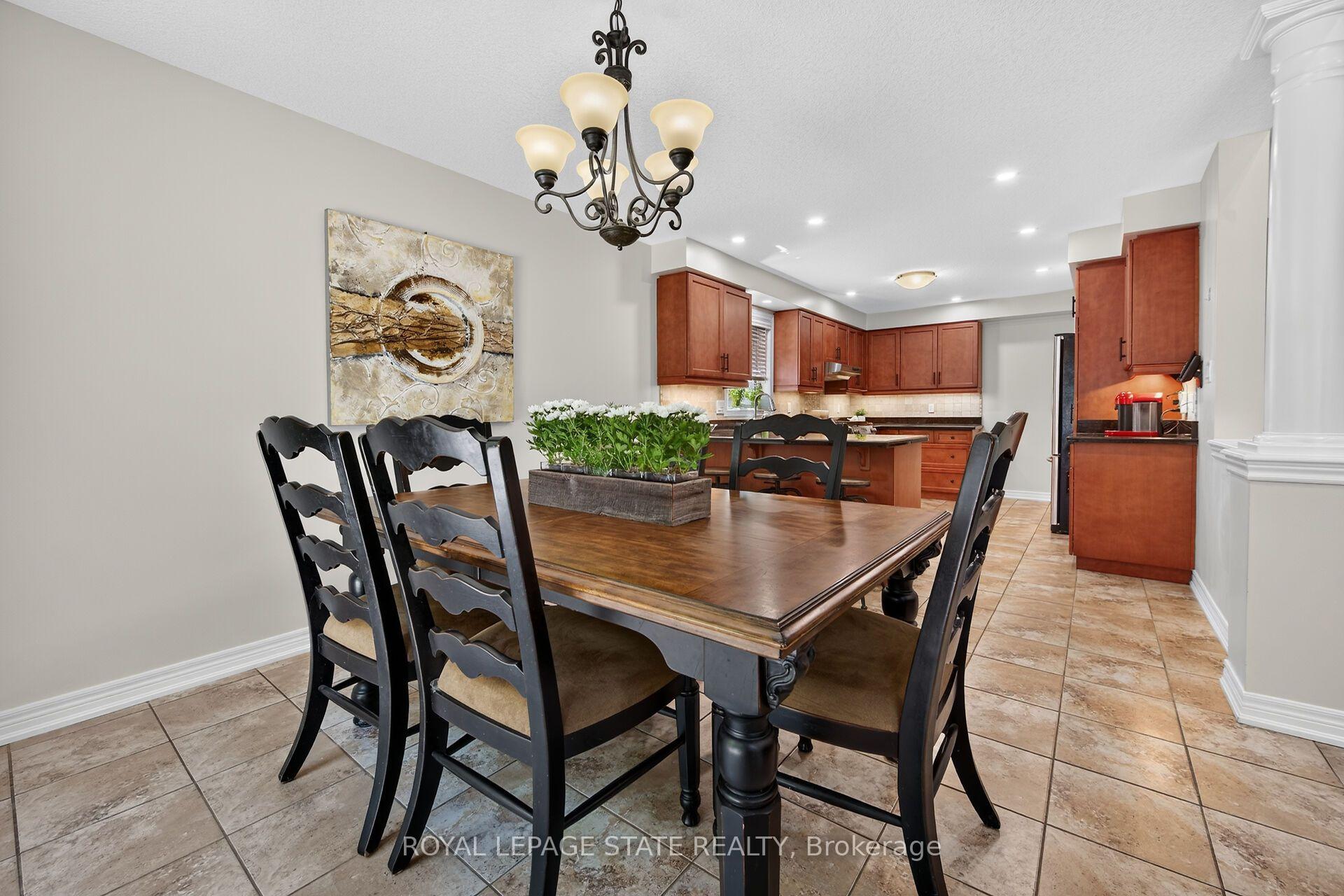 Photo 14 of 160 Wills Crescent, Hamilton, Binbrook — HOMEH