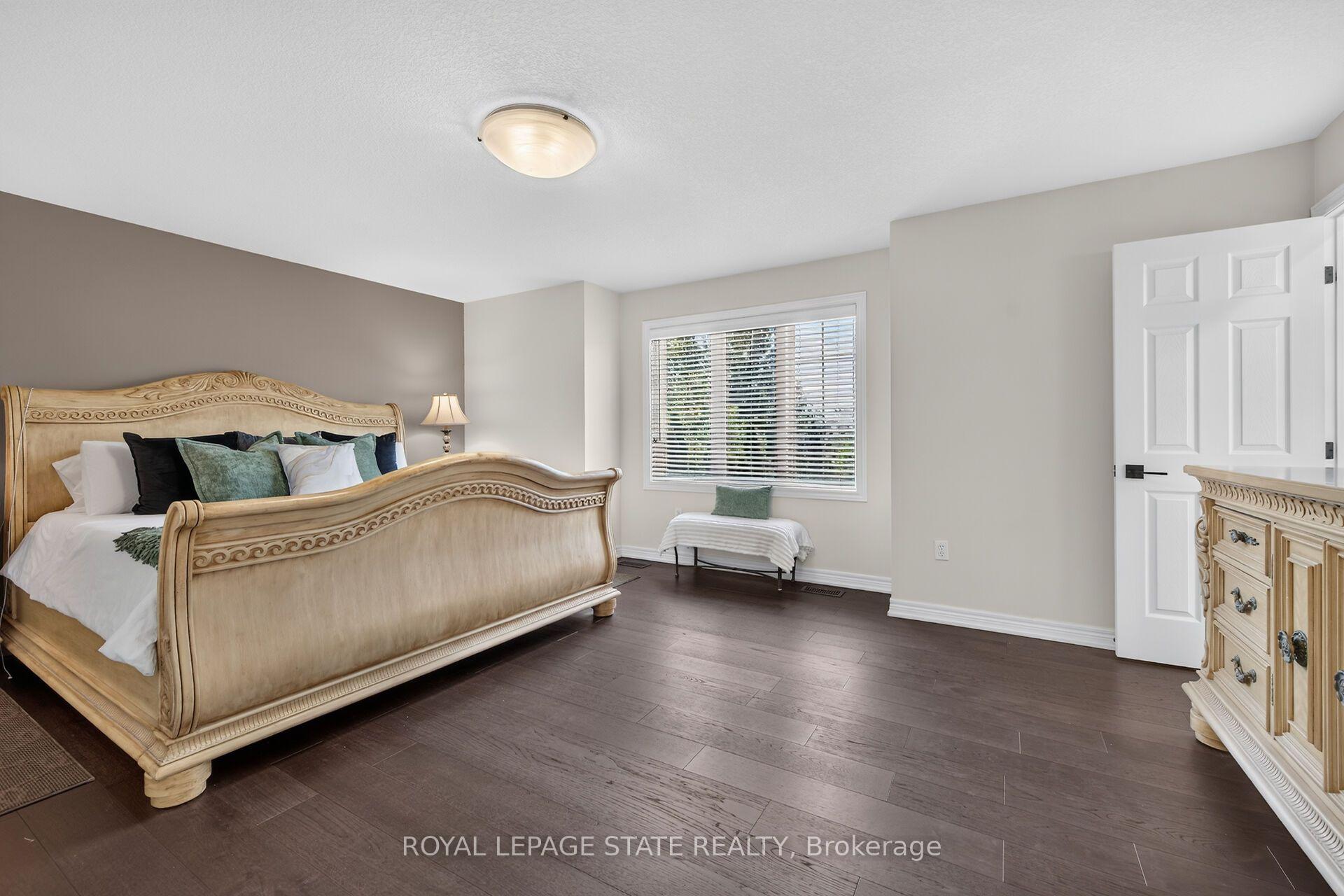 Photo 26 of 160 Wills Crescent, Hamilton, Binbrook — HOMEH