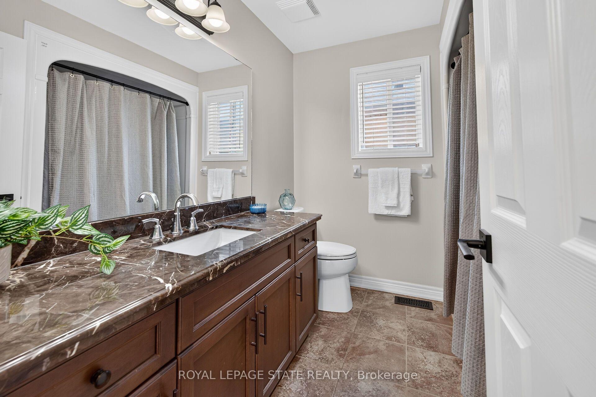 Photo 30 of 160 Wills Crescent, Hamilton, Binbrook — HOMEH