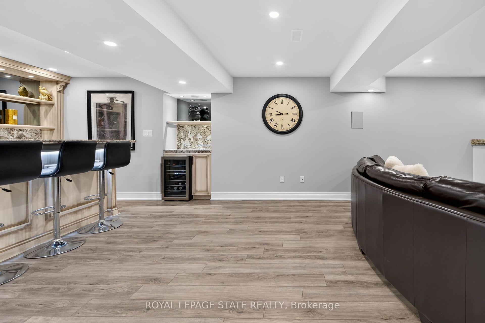 Photo 34 of 160 Wills Crescent, Hamilton, Binbrook — HOMEH