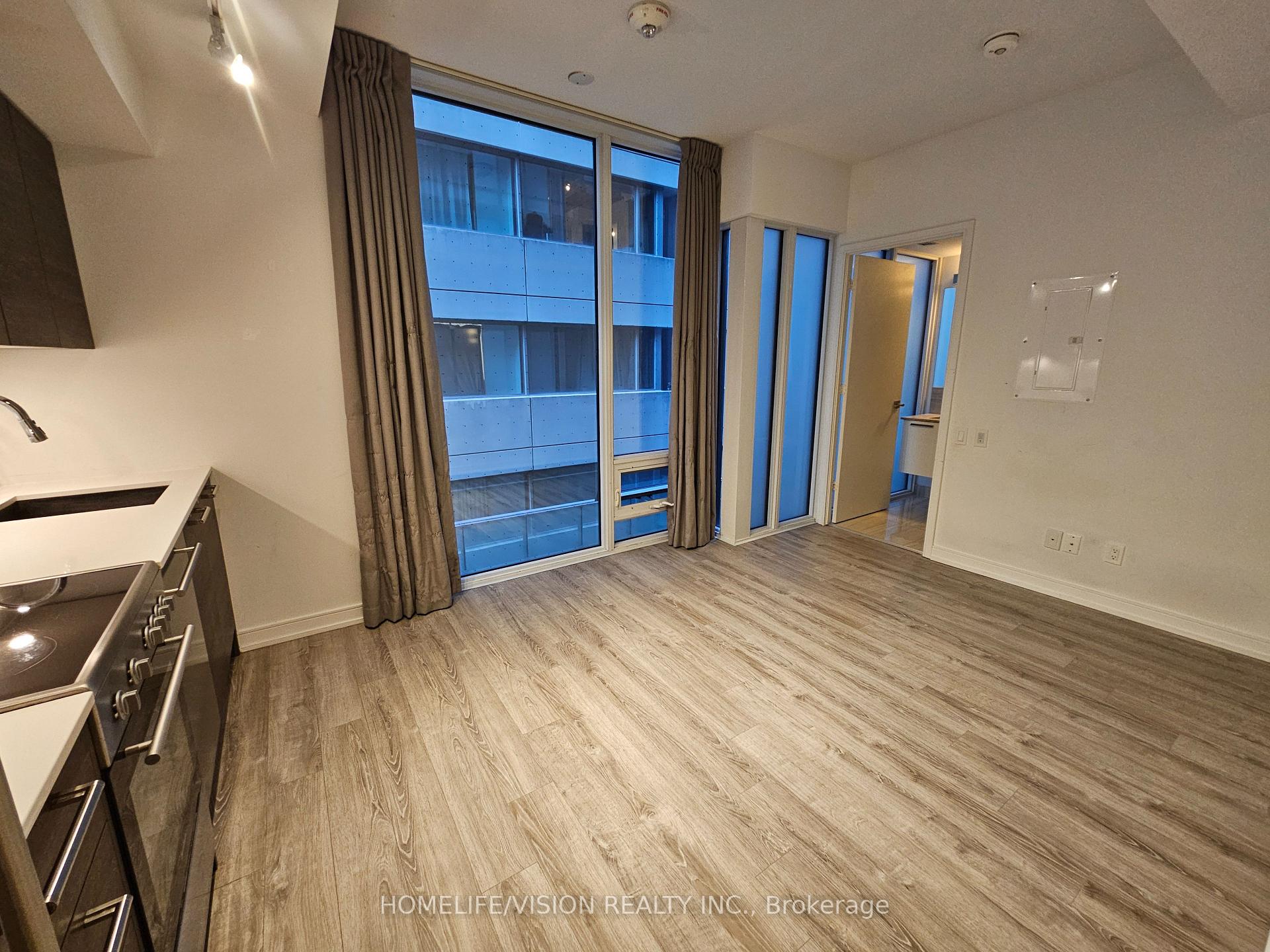 Photo 15 of Unit 301, 28 Wellesley Street E, Toronto, Church-Yonge Corridor — HOMEH