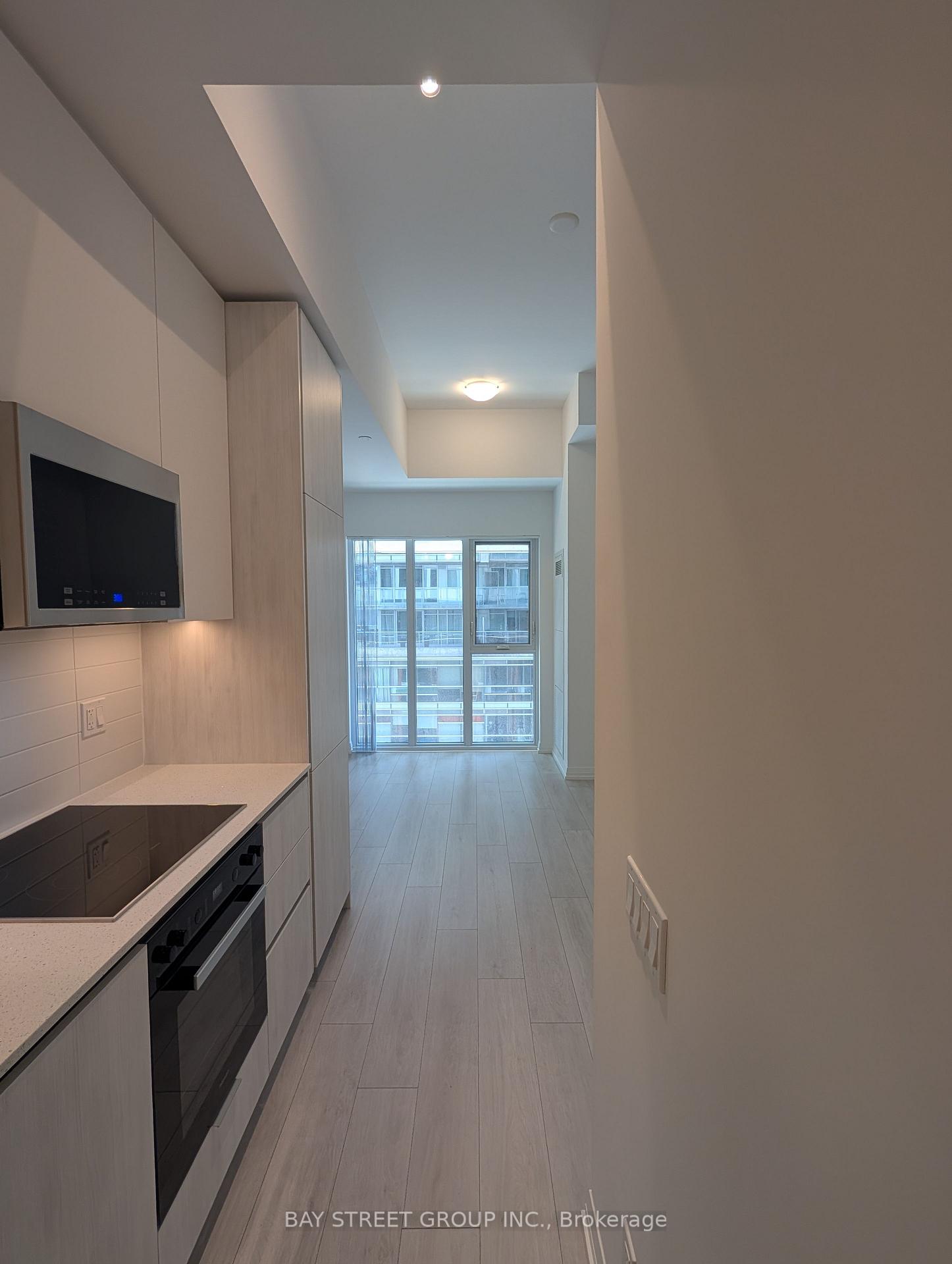 Photo 4 of Unit 912, 400 King Street W, Toronto, Waterfront Communities — HOMEH