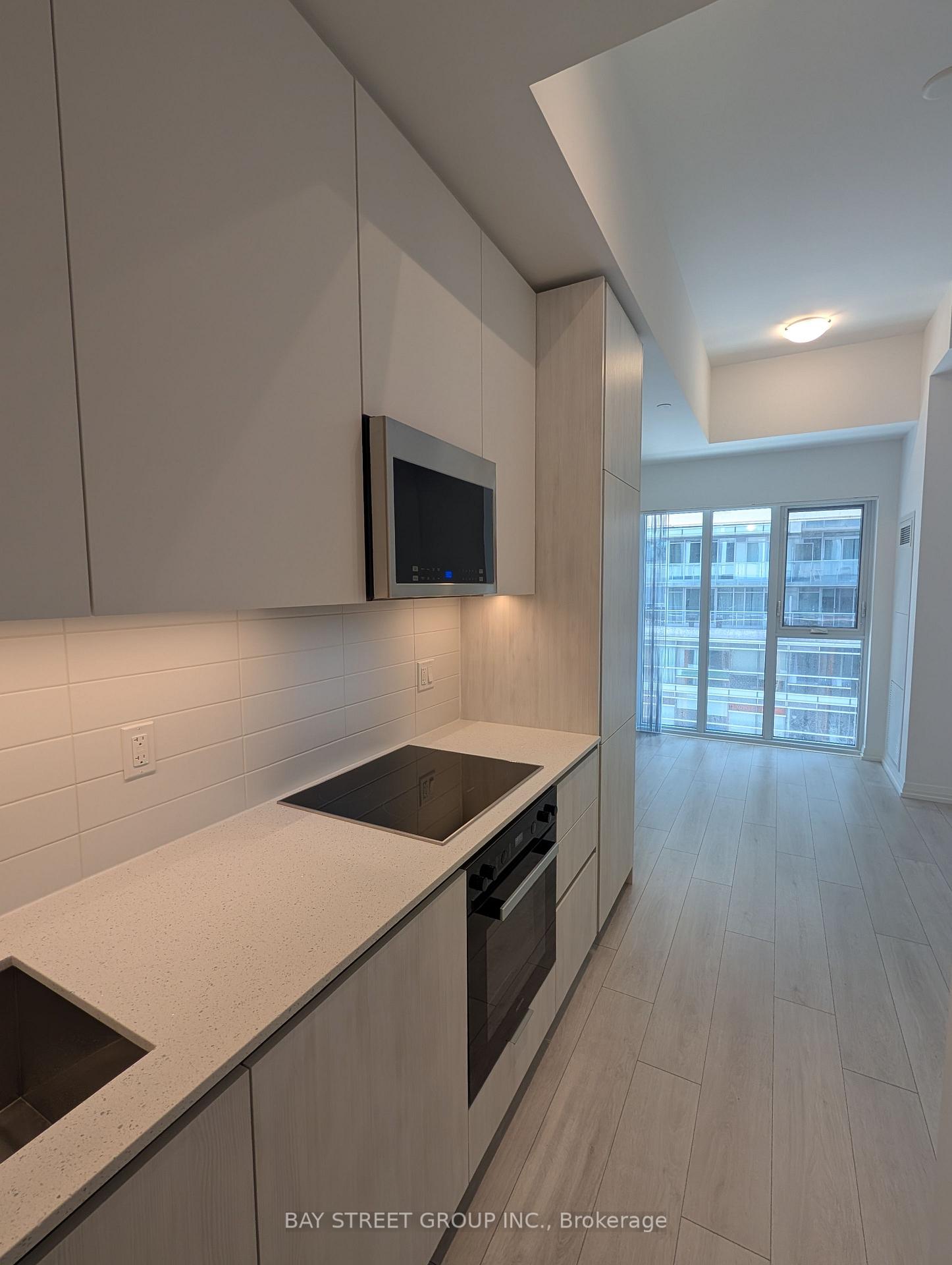 Photo 5 of Unit 912, 400 King Street W, Toronto, Waterfront Communities — HOMEH
