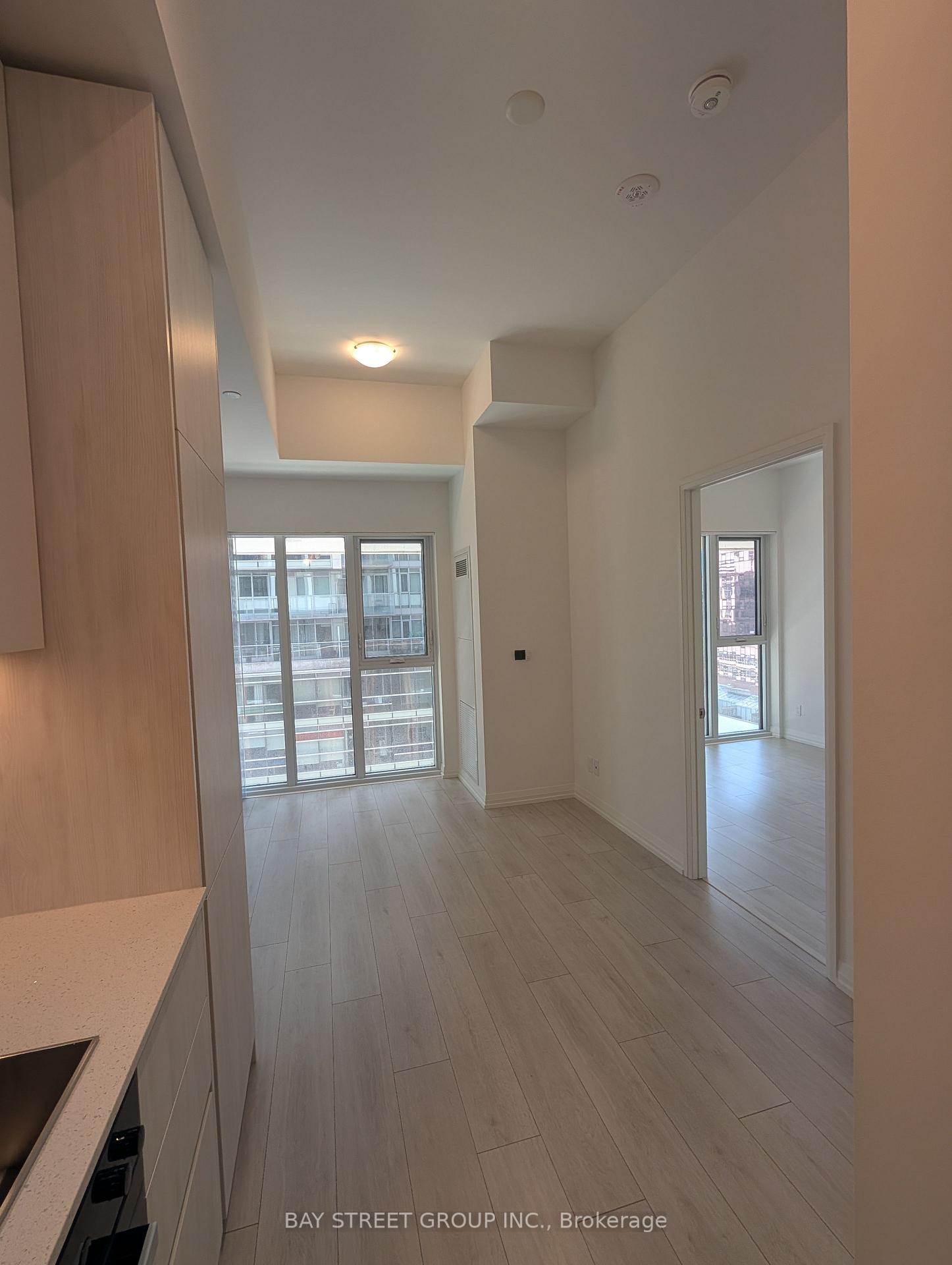 Photo 7 of Unit 912, 400 King Street W, Toronto, Waterfront Communities — HOMEH