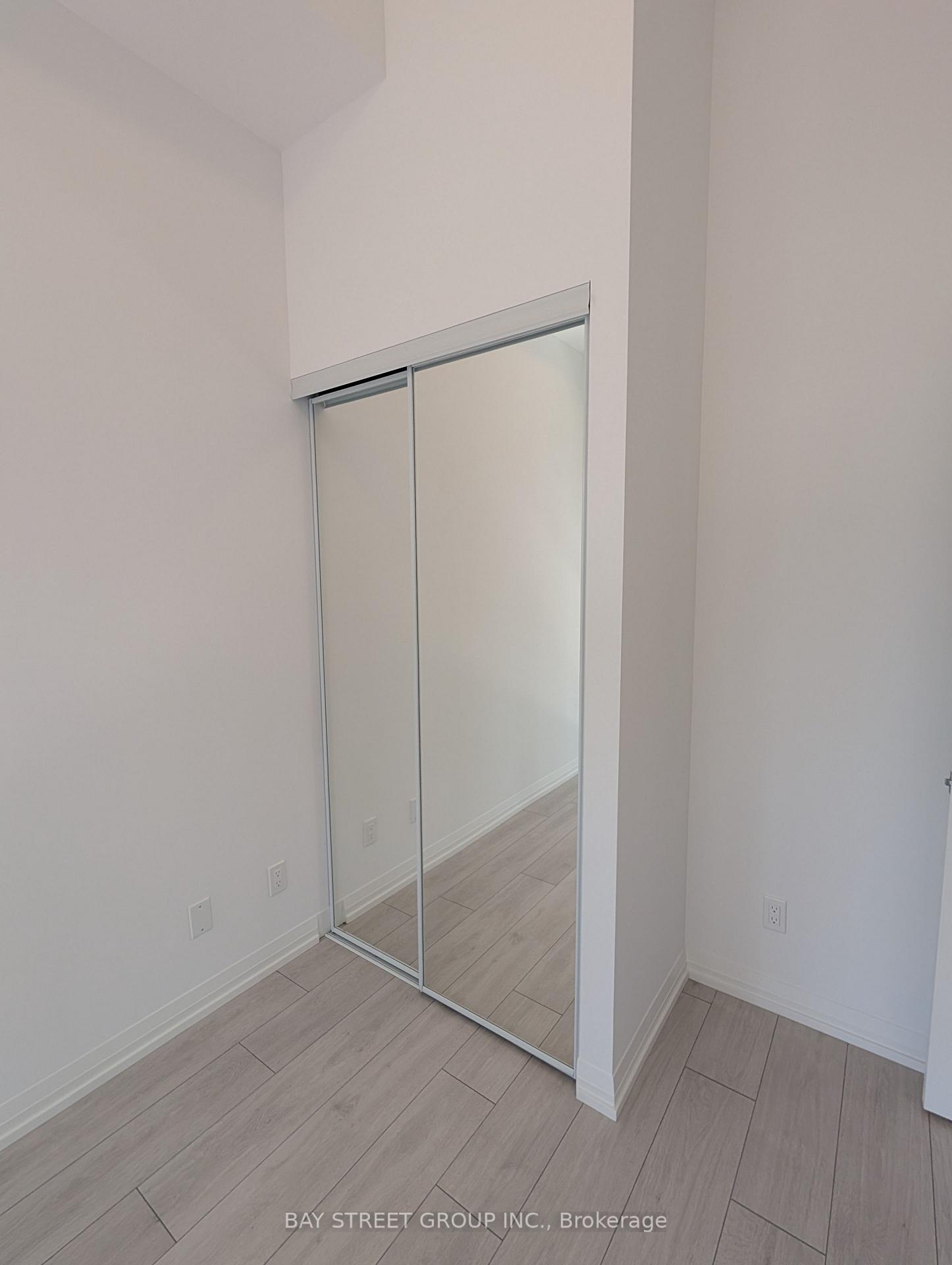 Photo 9 of Unit 912, 400 King Street W, Toronto, Waterfront Communities — HOMEH