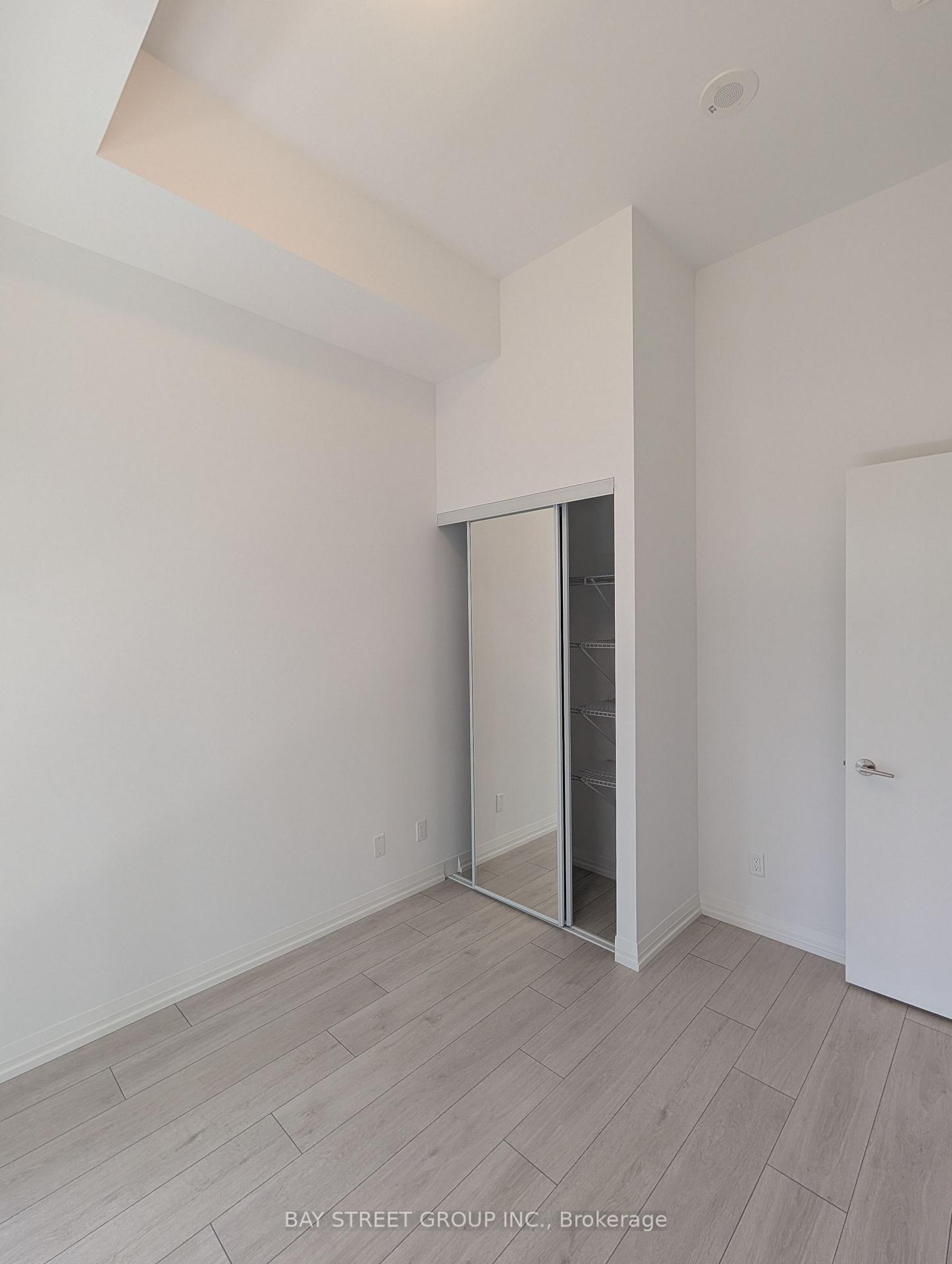 Photo 13 of Unit 912, 400 King Street W, Toronto, Waterfront Communities — HOMEH