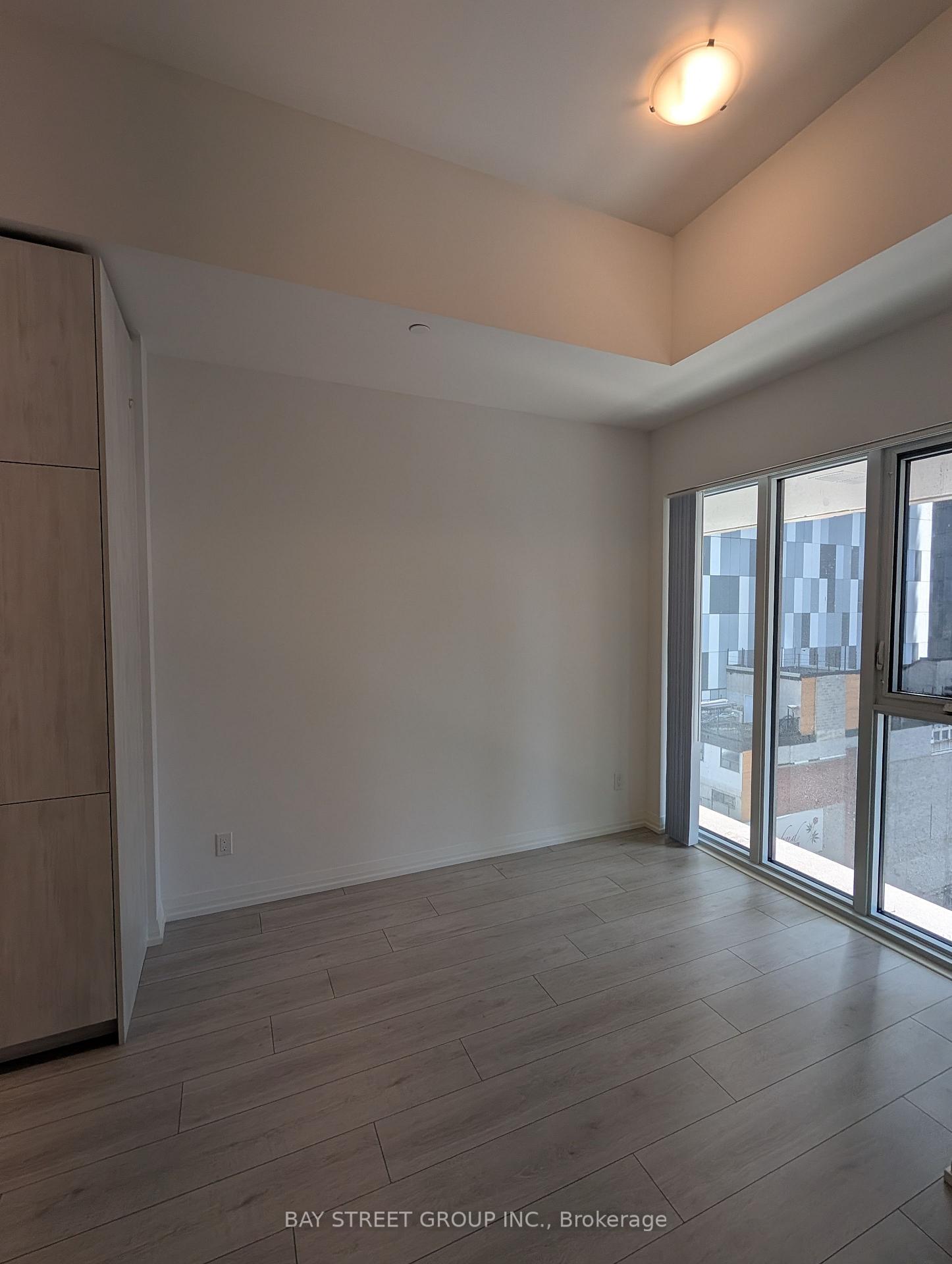 Photo 14 of Unit 912, 400 King Street W, Toronto, Waterfront Communities — HOMEH
