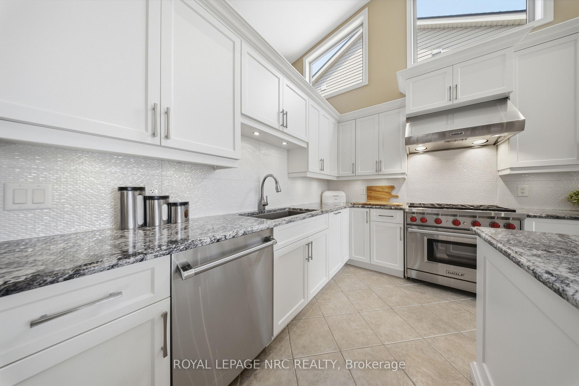 Photo 7 of 8684 McGarry Drive, Niagara Falls, Forestview — HOMEH
