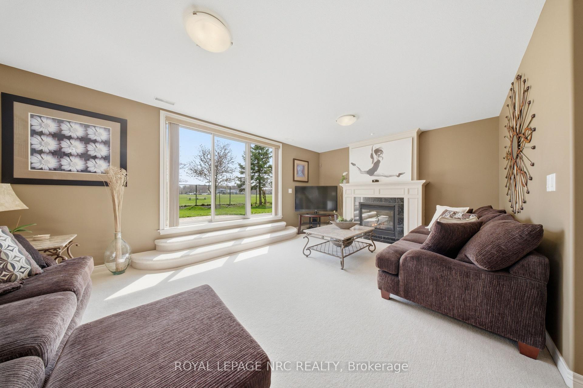 Photo 22 of 8684 McGarry Drive, Niagara Falls, Forestview — HOMEH
