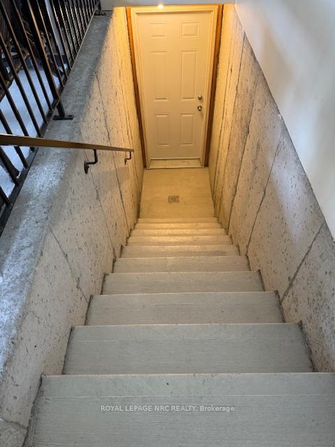 Photo 48 of 8684 McGarry Drive, Niagara Falls, Forestview — HOMEH
