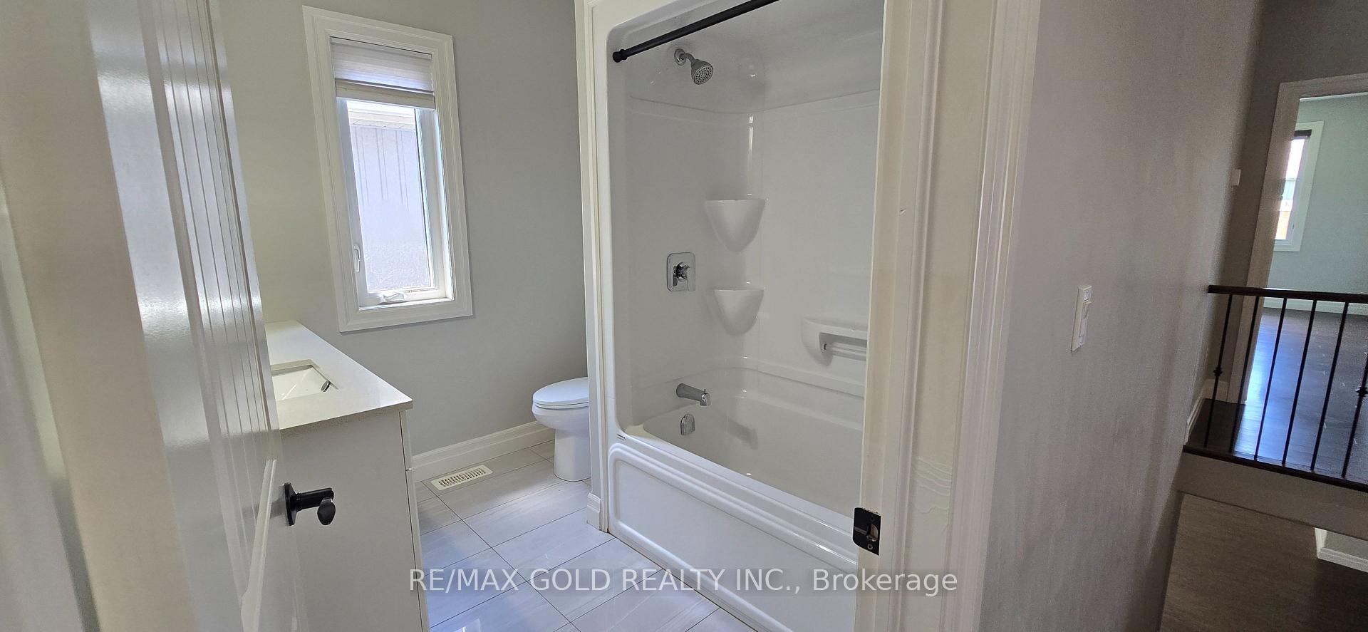 Photo 13 of 52 Ambrosia Terrace, Quinte West, Murray Ward — HOMEH