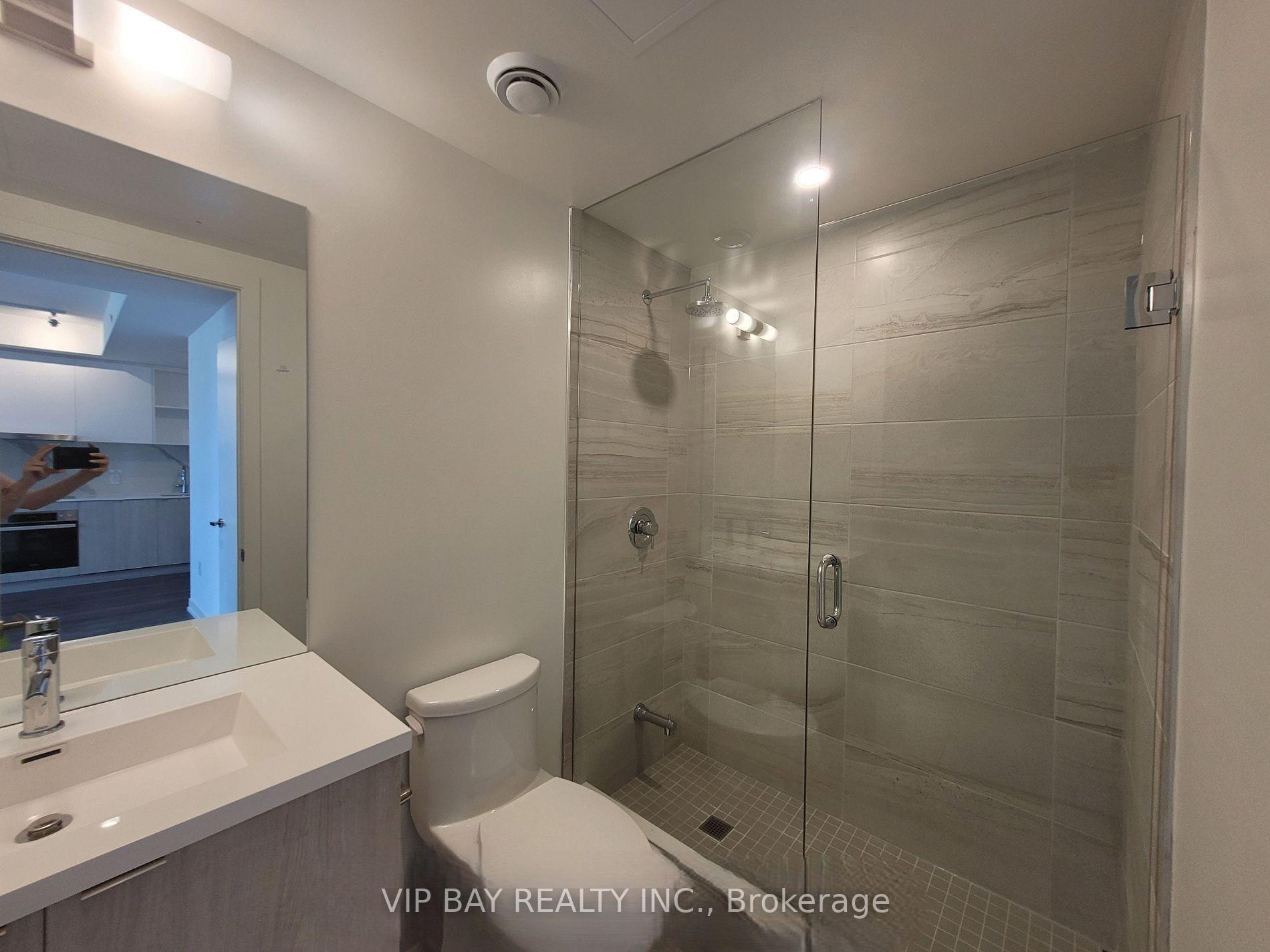 Photo 8 of Unit 5505, 138 Downes Street, Toronto, Waterfront Communities — HOMEH