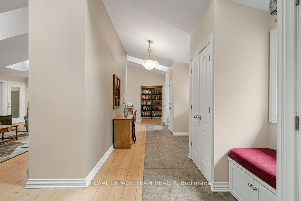 Photo 6 of 6485 Waddion Drive, Ottawa, Greely — HOMEH