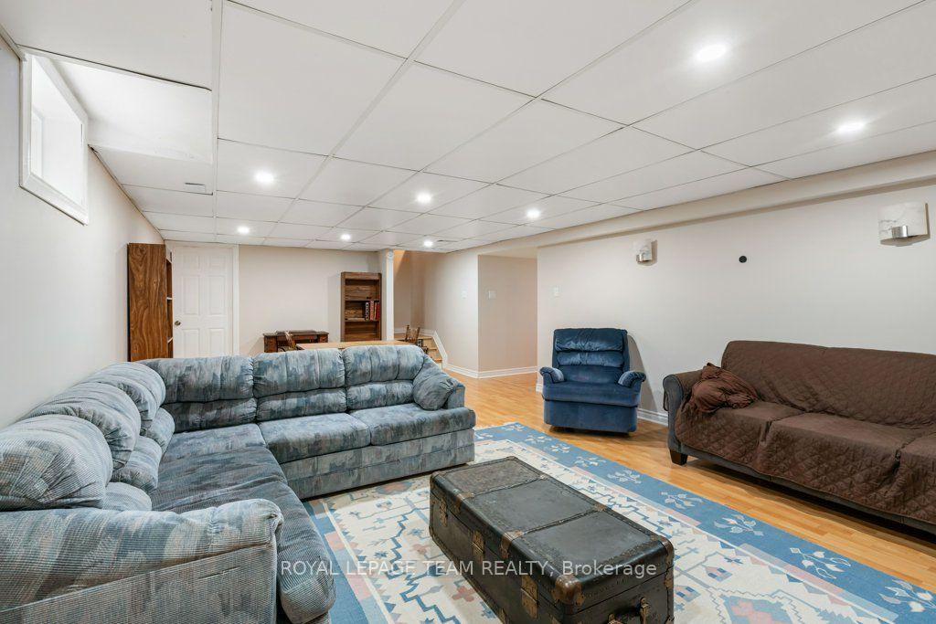 Photo 33 of 6485 Waddion Drive, Ottawa, Greely — HOMEH