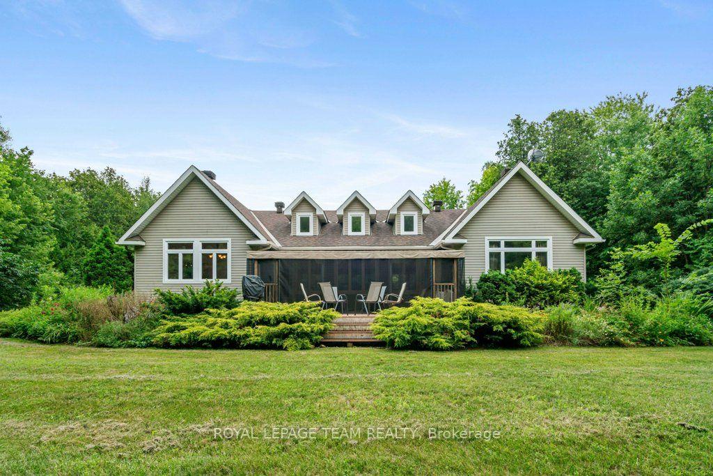 Photo 38 of 6485 Waddion Drive, Ottawa, Greely — HOMEH
