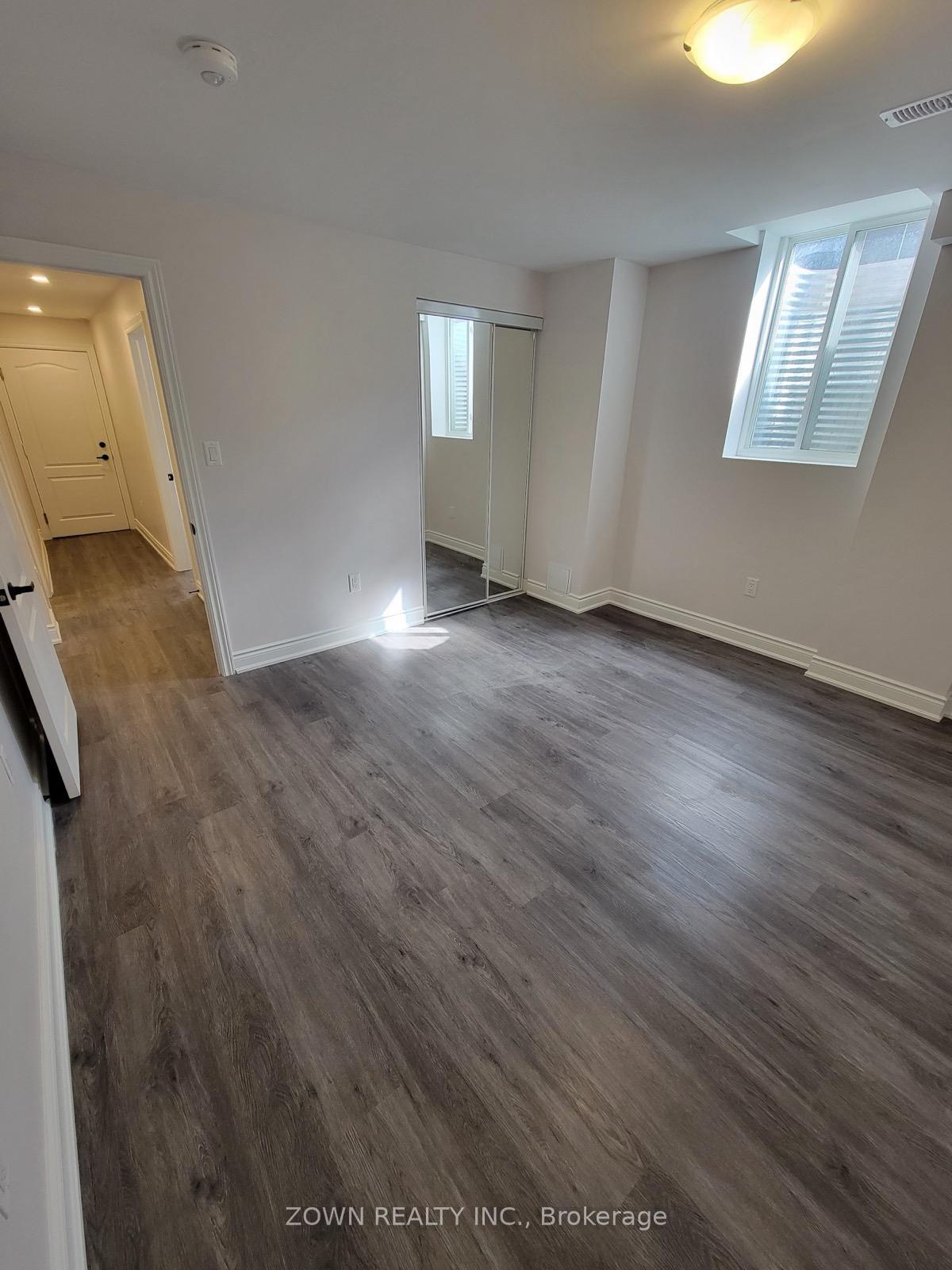 Photo 2 of 1001 Job Crescent, Milton, Harrison — HOMEH