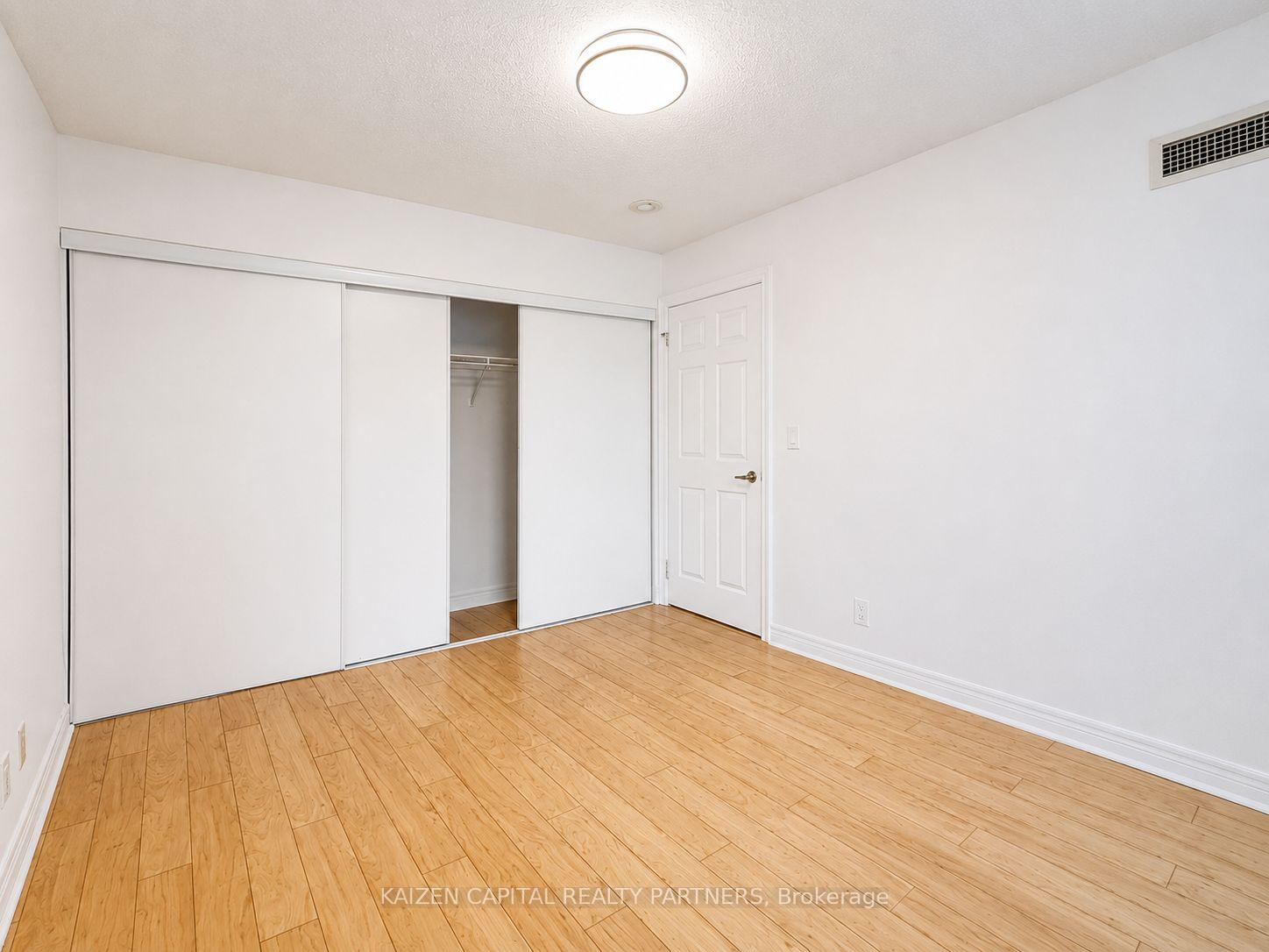 Photo 9 of Unit 231, 33 Cox Boulevard, Markham, Unionville — HOMEH