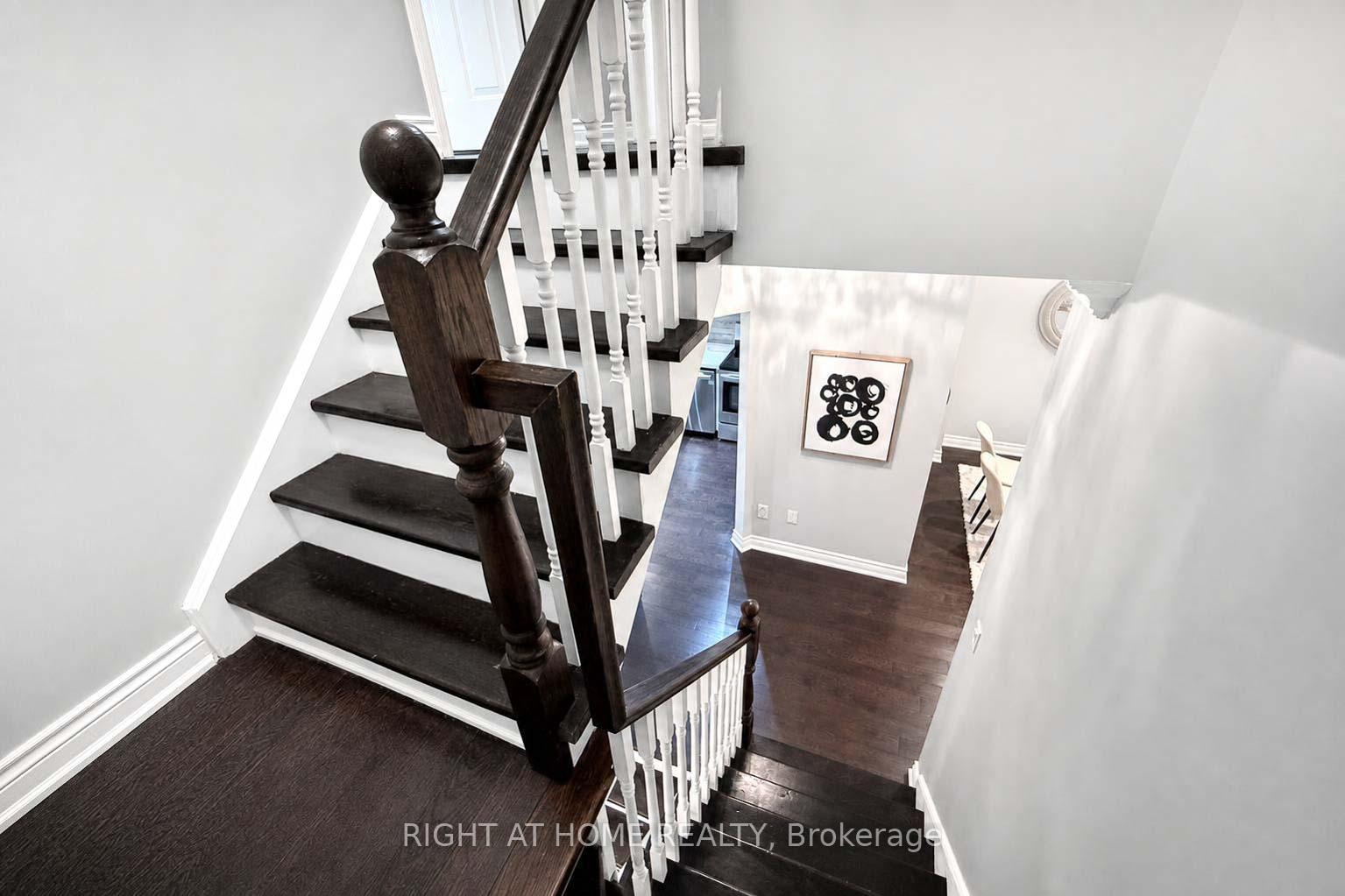 Photo 30 of Unit 204, 23 Observatory Lane, Richmond Hill, Observatory — HOMEH