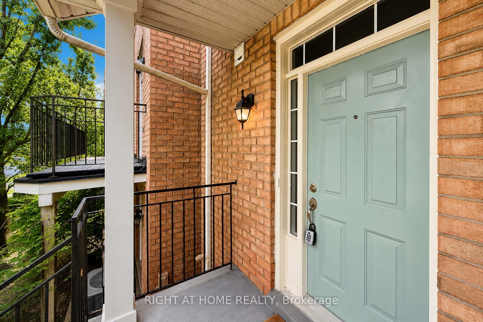 Photo 38 of Unit 204, 23 Observatory Lane, Richmond Hill, Observatory — HOMEH
