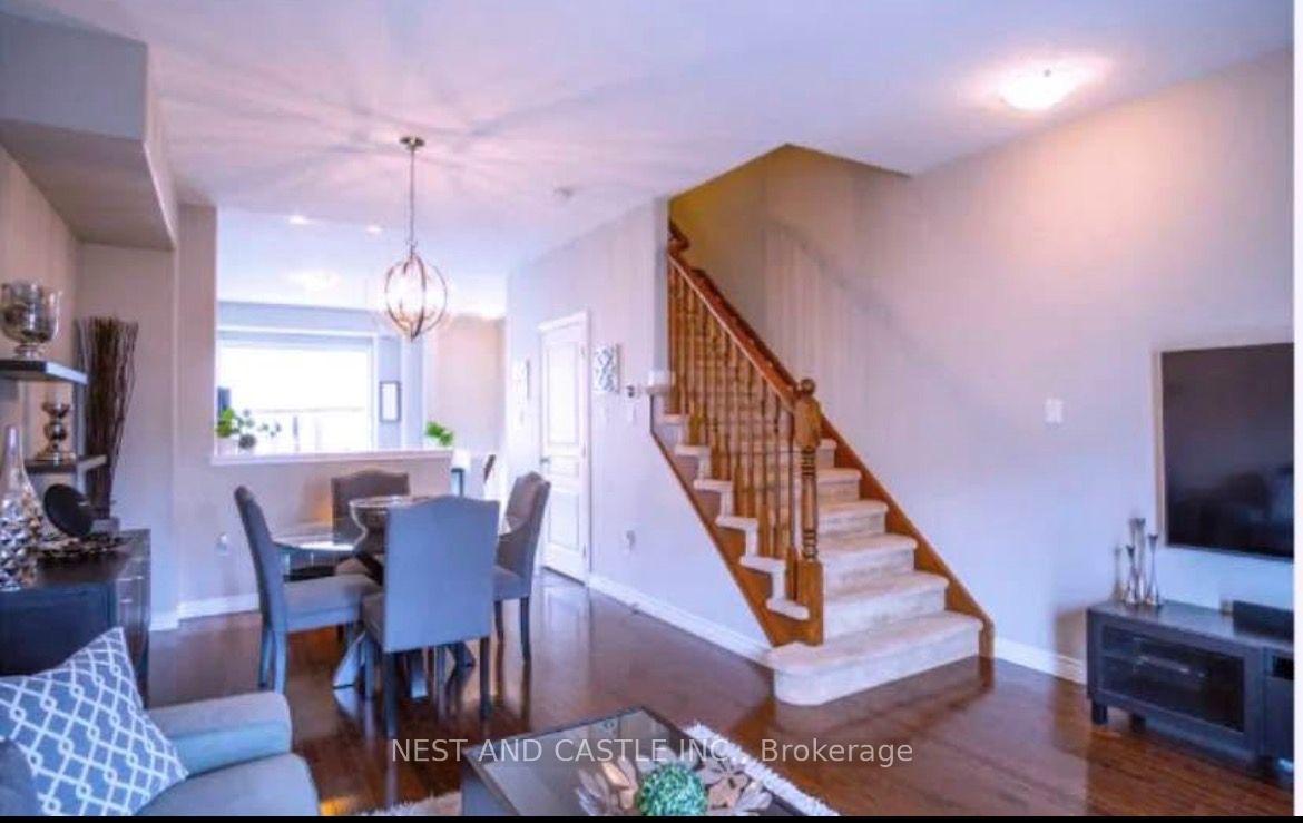 Photo 4 of 26 Hemlock Way, Grimsby, Grimsby West — HOMEH