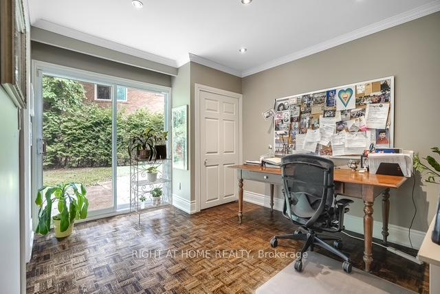 Photo 13 of 17 Denmark Crescent, North York, Westminster-Branson — HOMEH