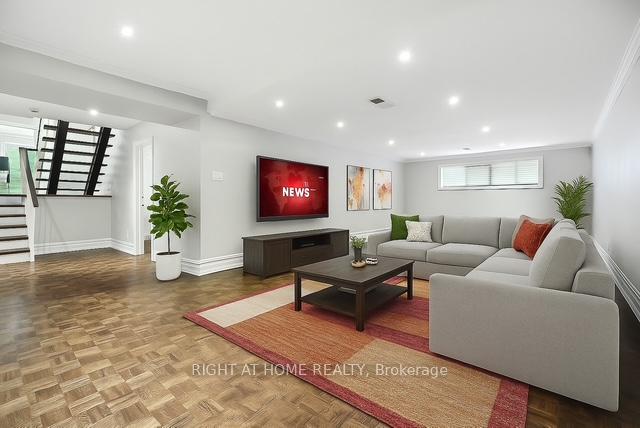 Photo 17 of 17 Denmark Crescent, North York, Westminster-Branson — HOMEH