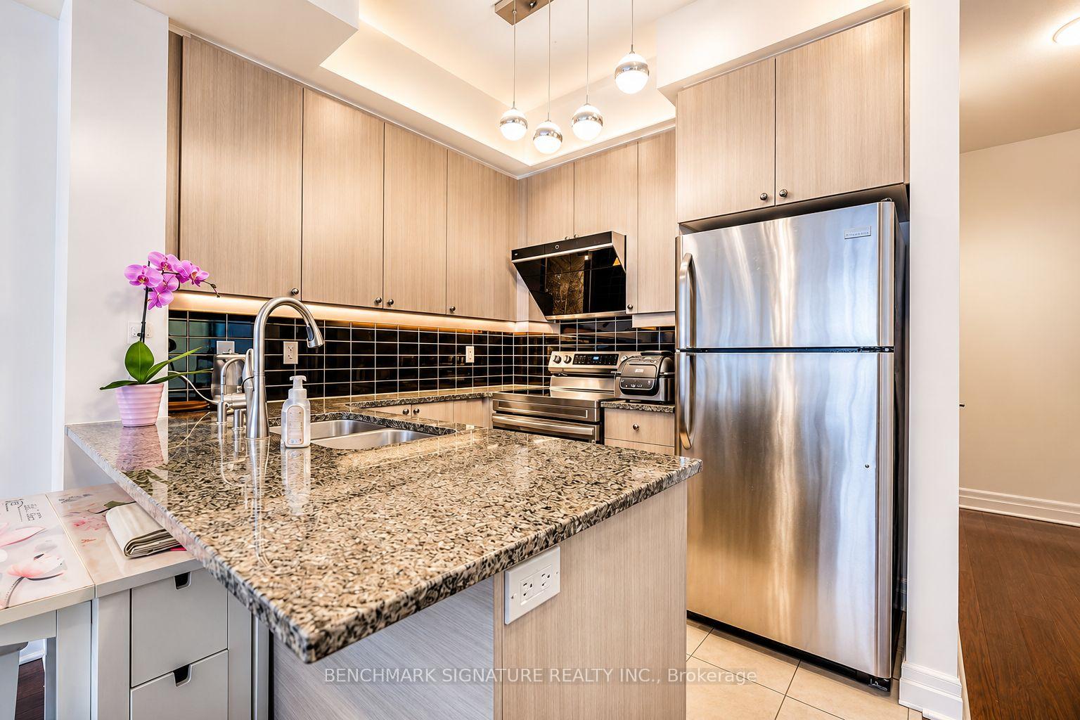 Photo 2 of Unit 315E, 8110 Birchmount Road, Markham, Unionville — HOMEH