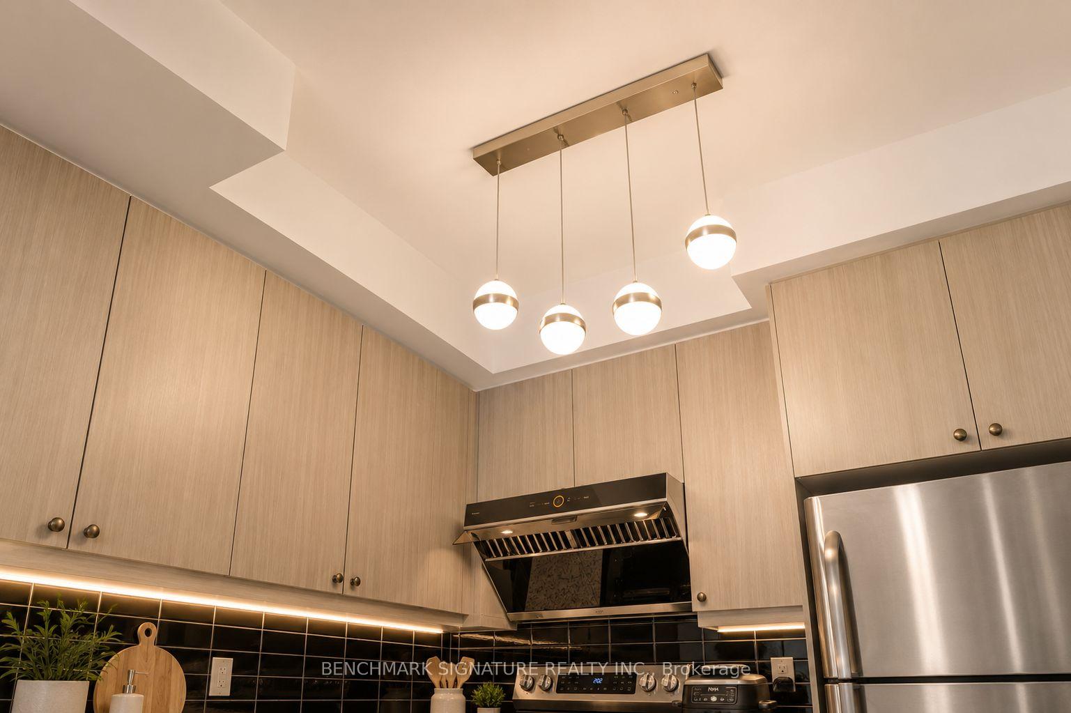 Photo 7 of Unit 315E, 8110 Birchmount Road, Markham, Unionville — HOMEH