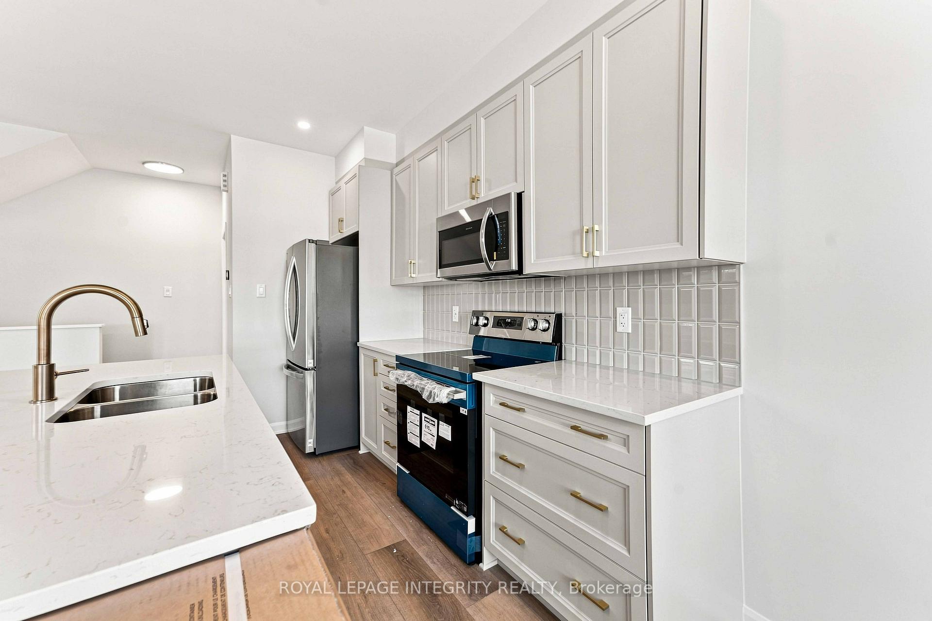 Photo 14 of 762 Tadpole Crescent, Ottawa, Barrhaven - Half Moon Bay — HOMEH