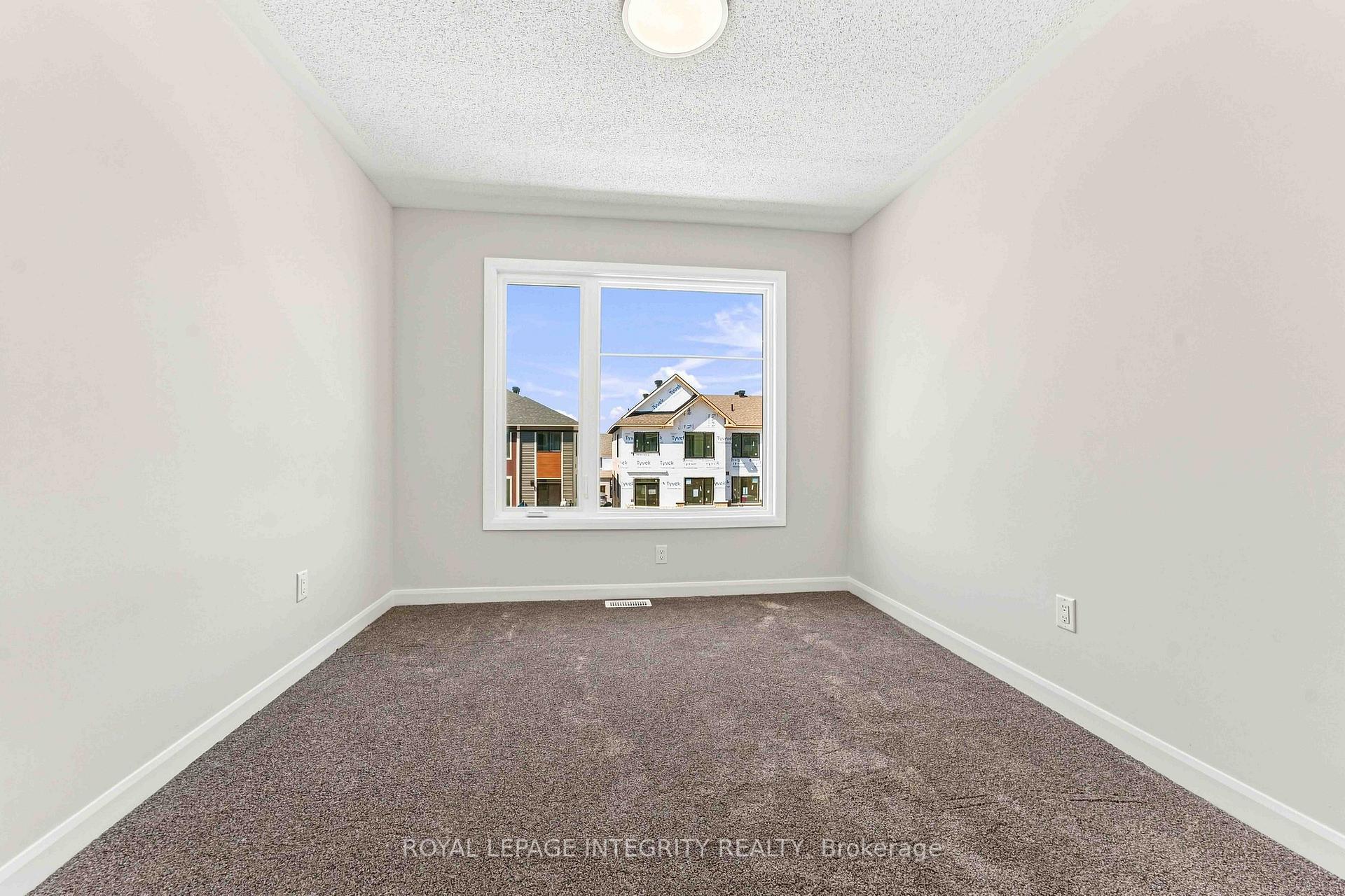 Photo 20 of 762 Tadpole Crescent, Ottawa, Barrhaven - Half Moon Bay — HOMEH