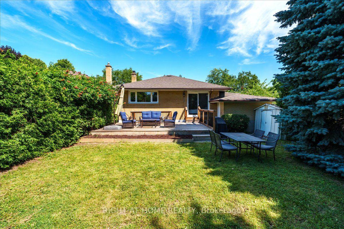 Photo 47 of 90 Renault Crescent, Etobicoke, Humber Heights — HOMEH