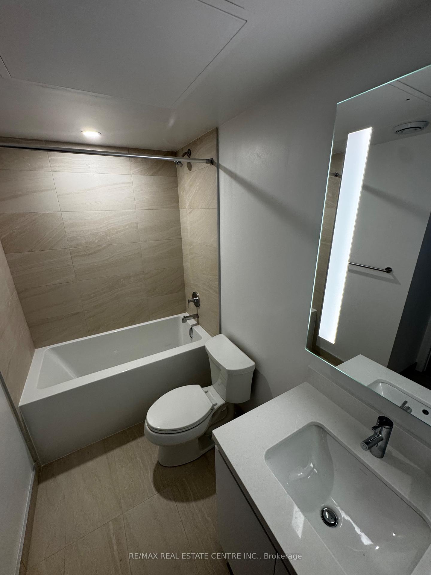 Photo 18 of Unit 3707, 4015 The Exchange, Mississauga, City Centre — HOMEH