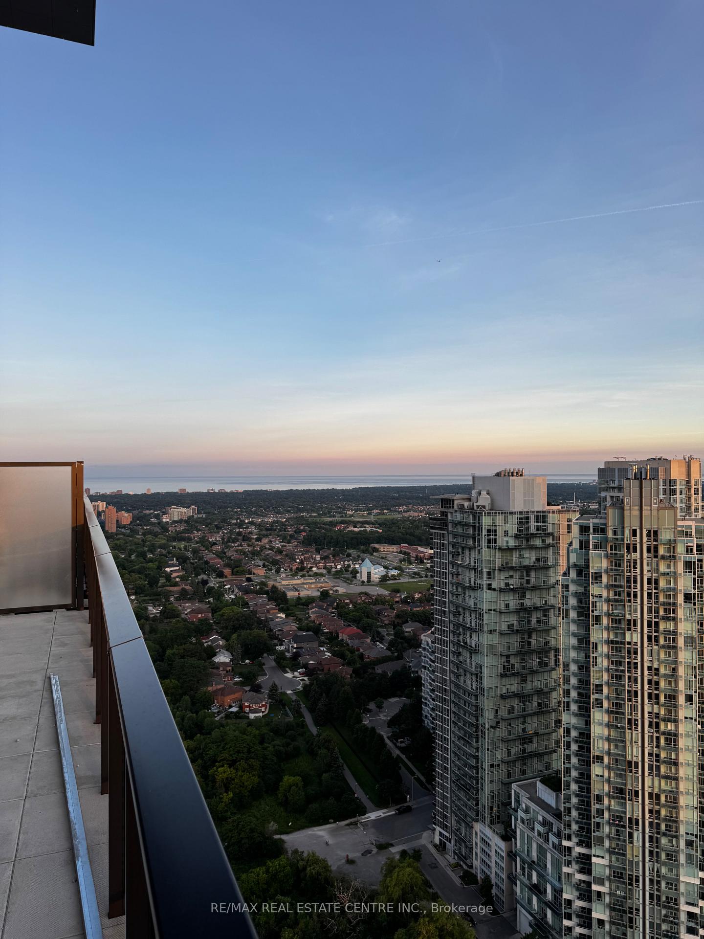 Photo 20 of Unit 3707, 4015 The Exchange, Mississauga, City Centre — HOMEH