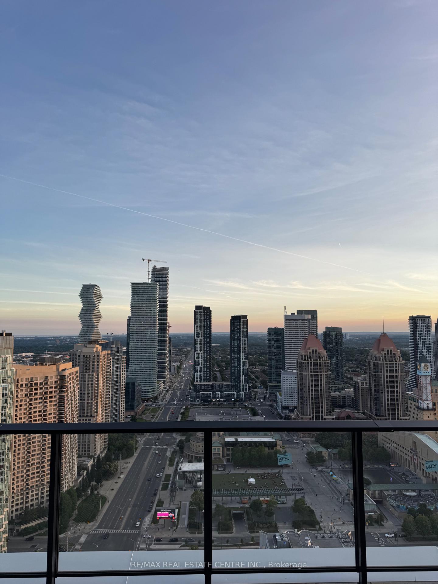 Photo 22 of Unit 3707, 4015 The Exchange, Mississauga, City Centre — HOMEH