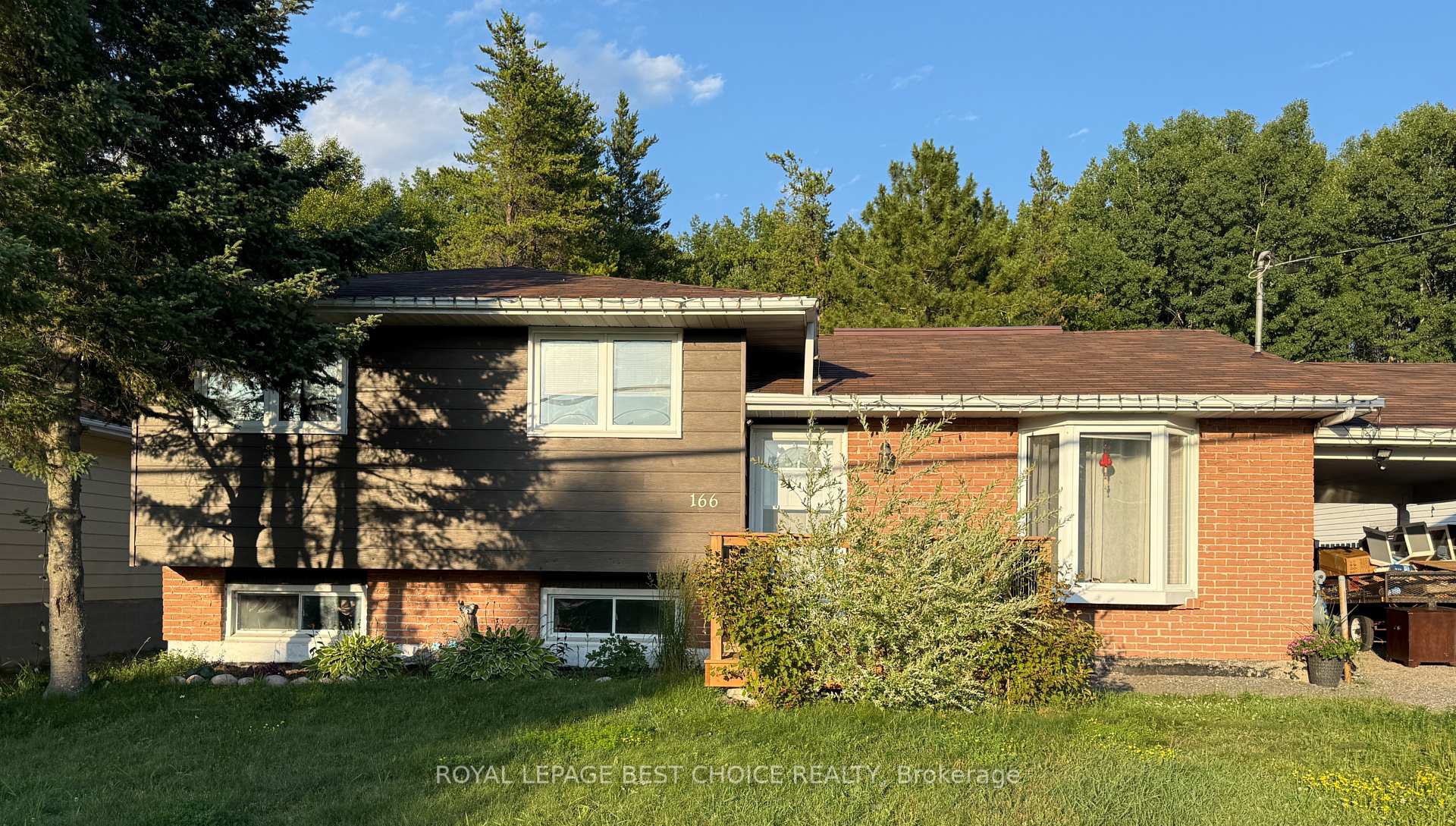 Photo 1 of 166 Carter Boulevard, Temiskaming Shores, Haileybury — HOMEH