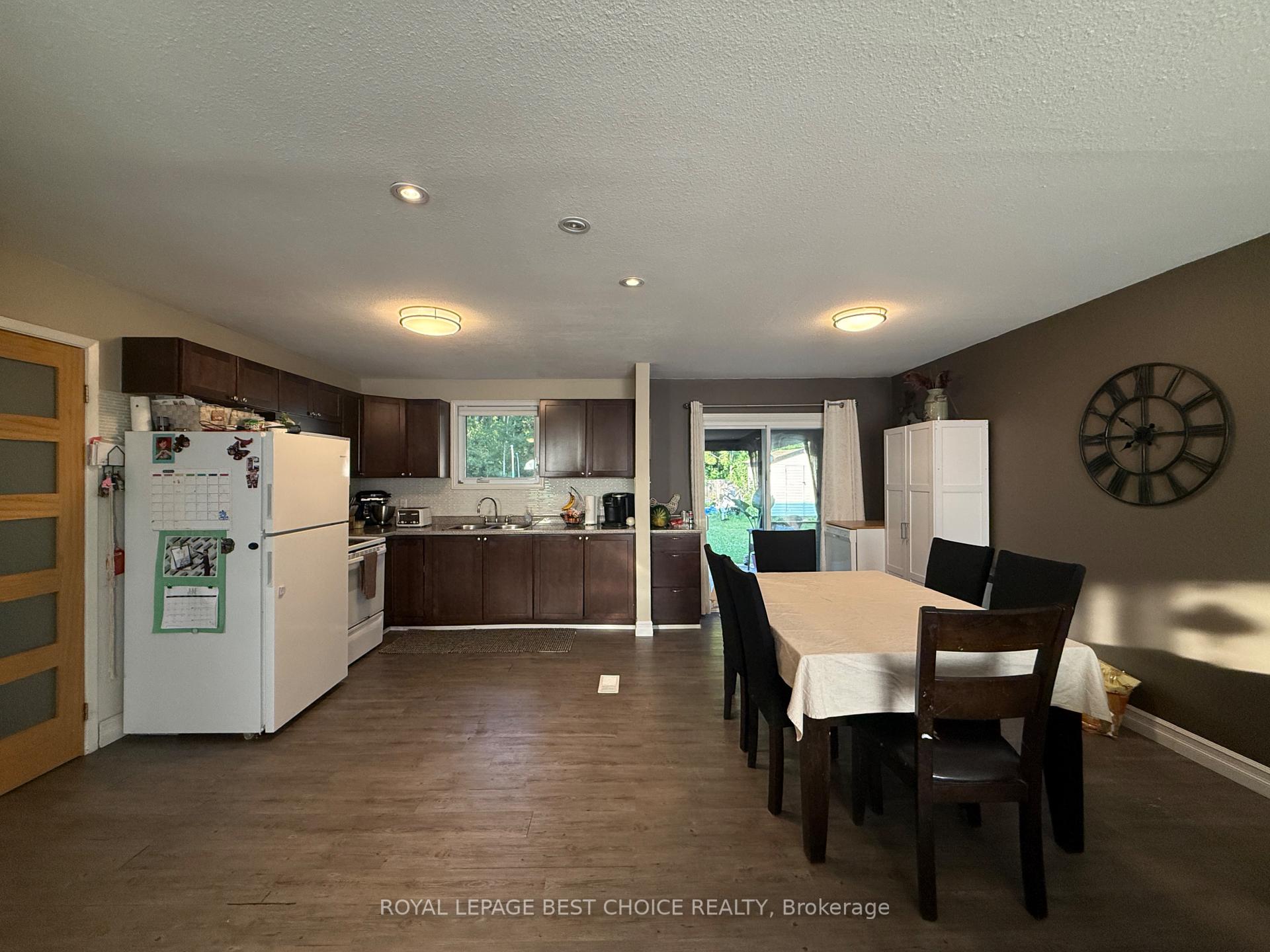 Photo 9 of 166 Carter Boulevard, Temiskaming Shores, Haileybury — HOMEH