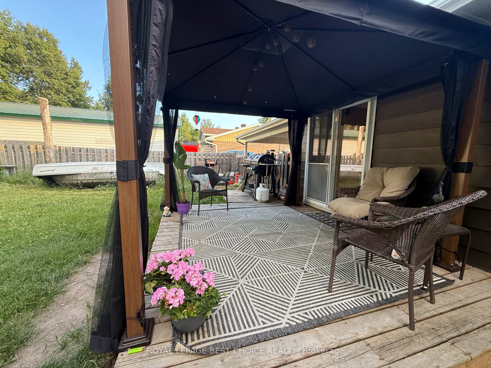 Photo 12 of 166 Carter Boulevard, Temiskaming Shores, Haileybury — HOMEH