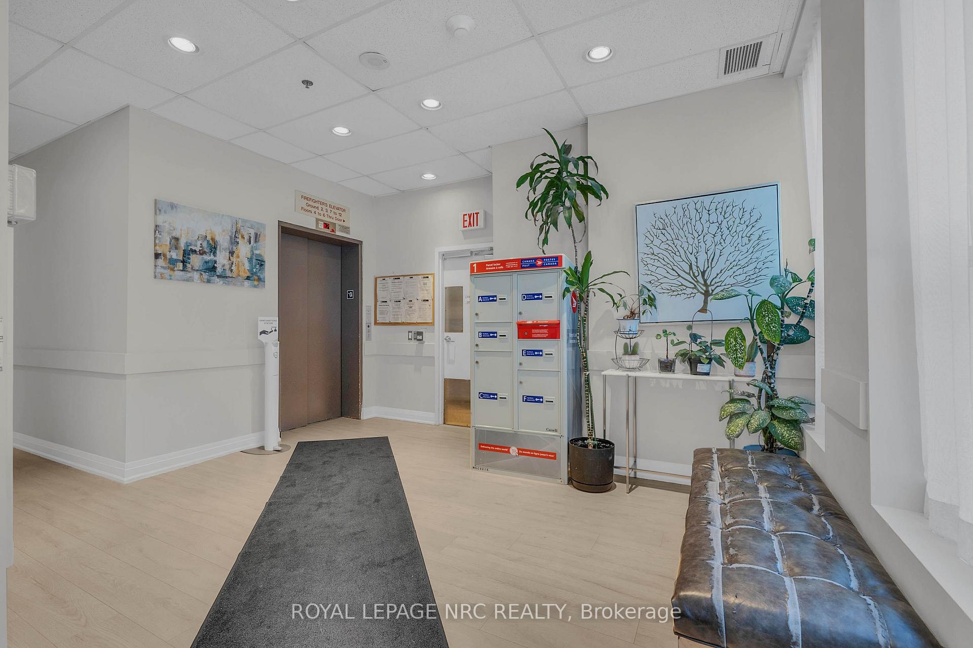 Photo 4 of Unit PH 6, 15 Maplewood Avenue, Toronto, Humewood-Cedarvale — HOMEH