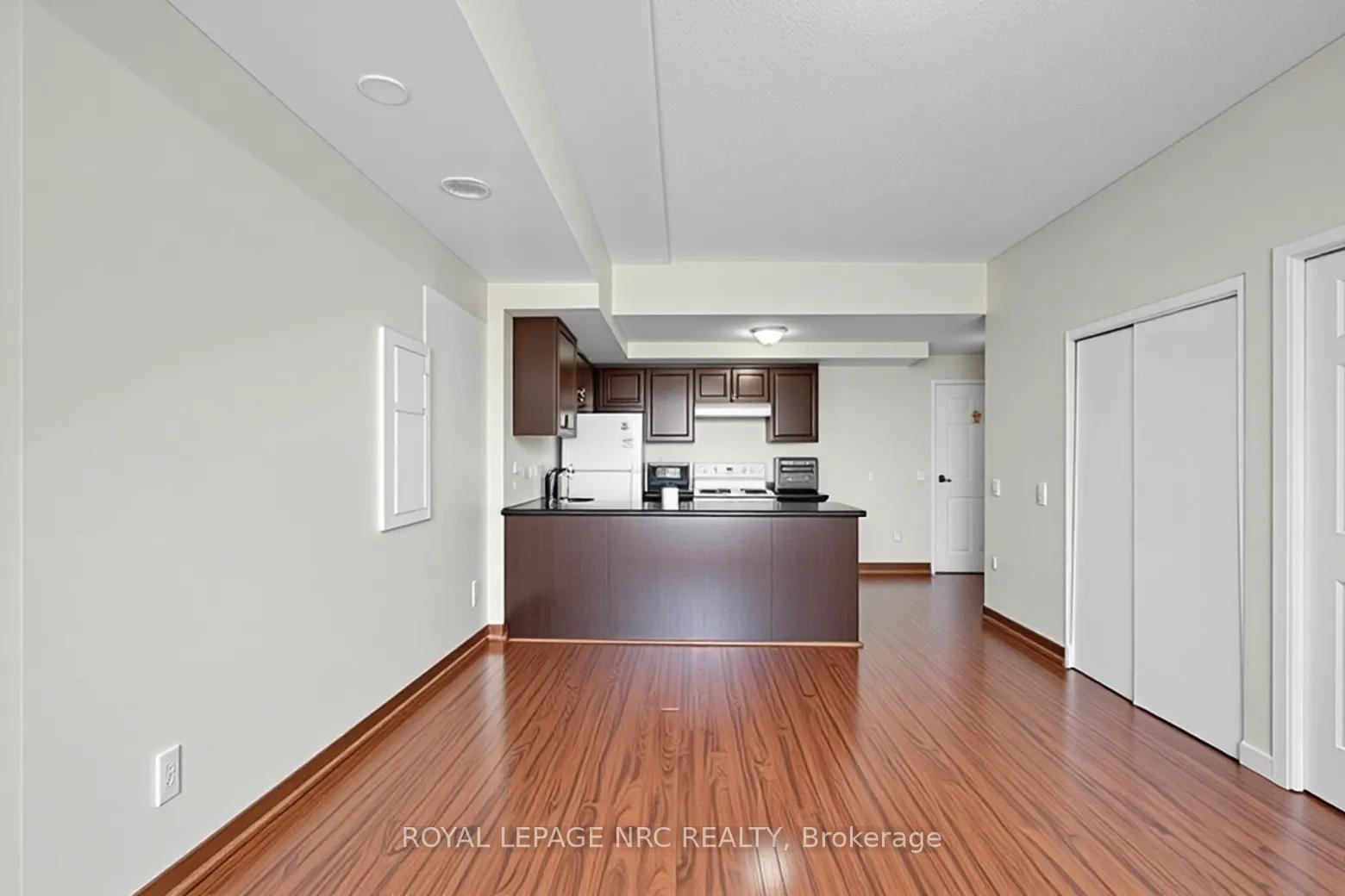 Photo 12 of Unit PH 6, 15 Maplewood Avenue, Toronto, Humewood-Cedarvale — HOMEH
