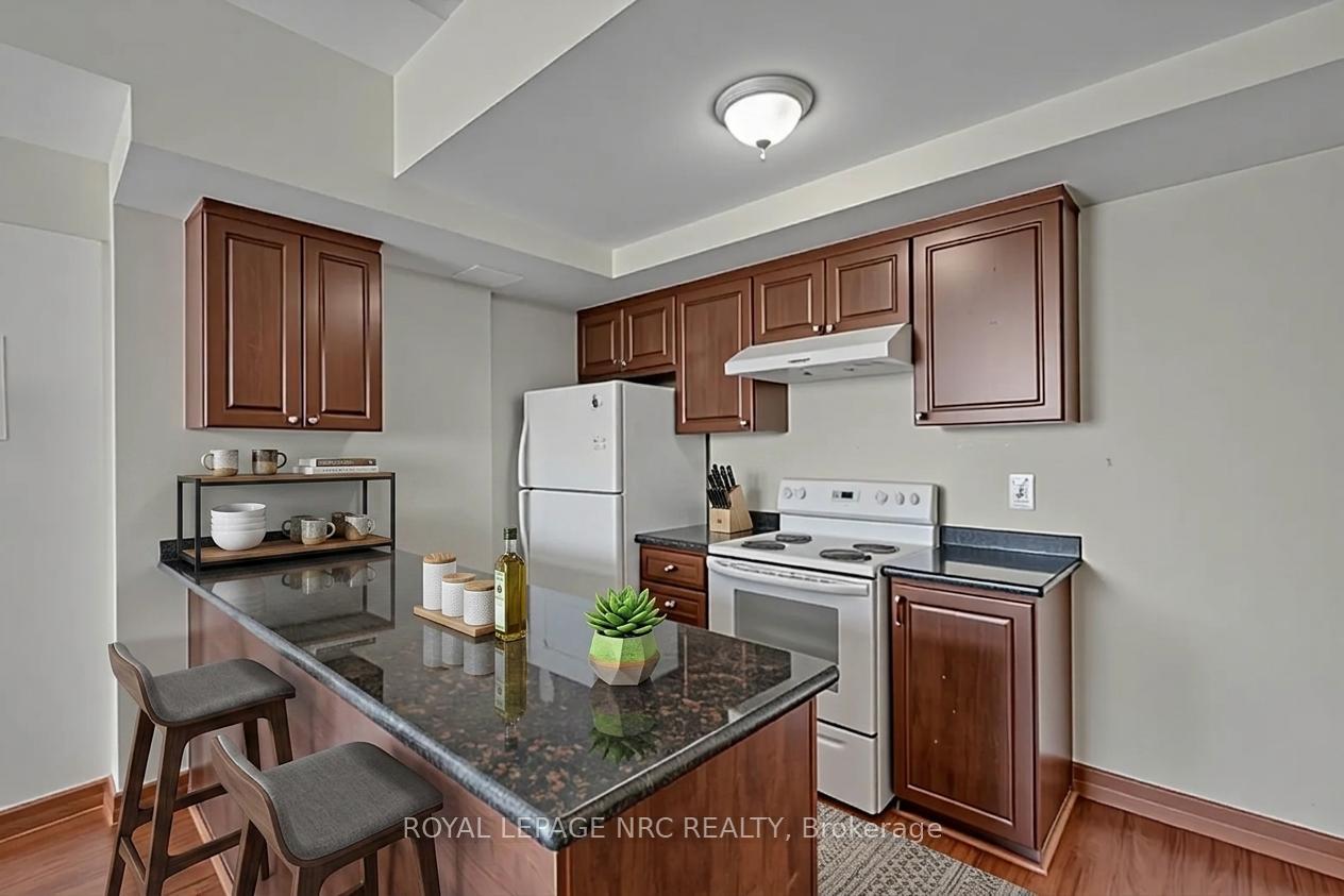 Photo 15 of Unit PH 6, 15 Maplewood Avenue, Toronto, Humewood-Cedarvale — HOMEH
