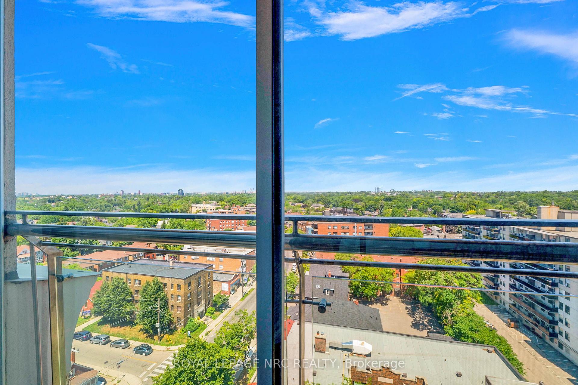 Photo 24 of Unit PH 6, 15 Maplewood Avenue, Toronto, Humewood-Cedarvale — HOMEH