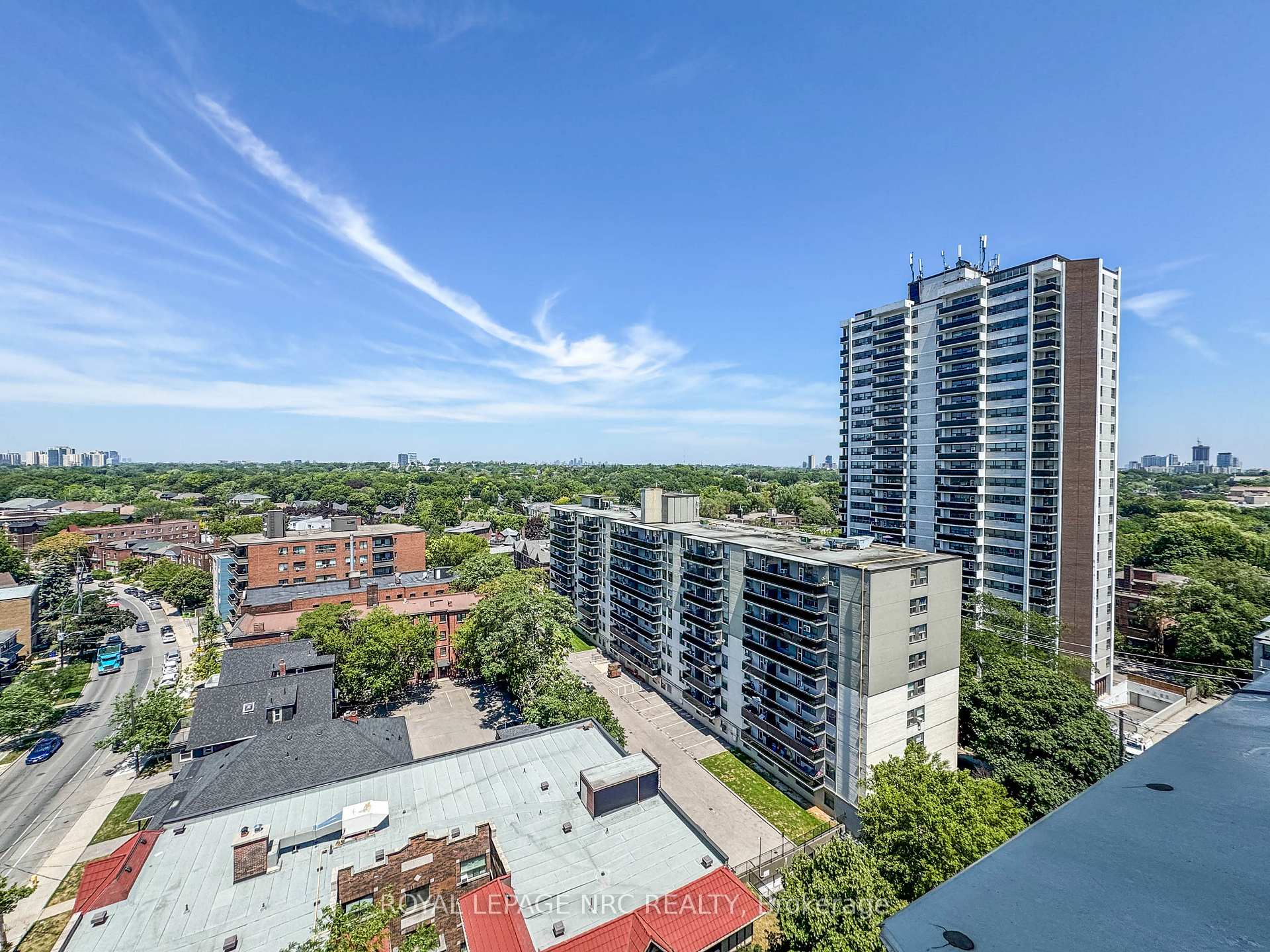Photo 25 of Unit PH 6, 15 Maplewood Avenue, Toronto, Humewood-Cedarvale — HOMEH
