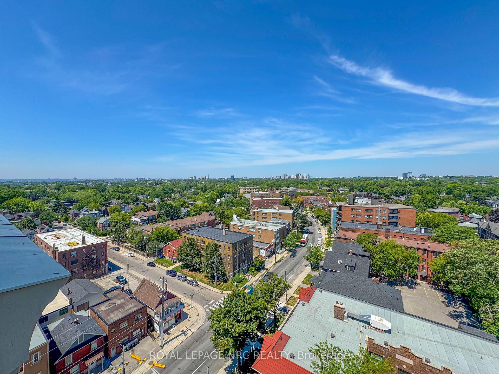 Photo 27 of Unit PH 6, 15 Maplewood Avenue, Toronto, Humewood-Cedarvale — HOMEH