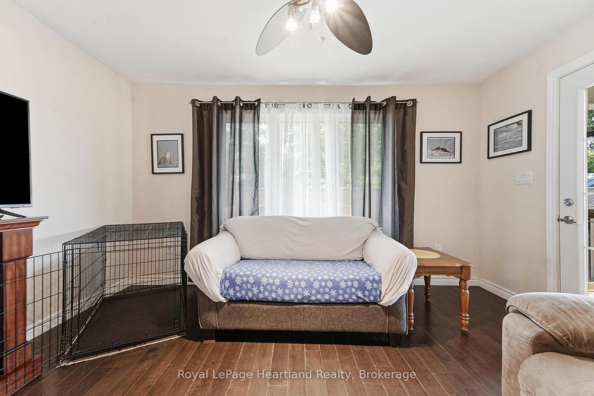 Photo 13 of 62 Victoria Boulevard, Huron East, Vanastra — HOMEH