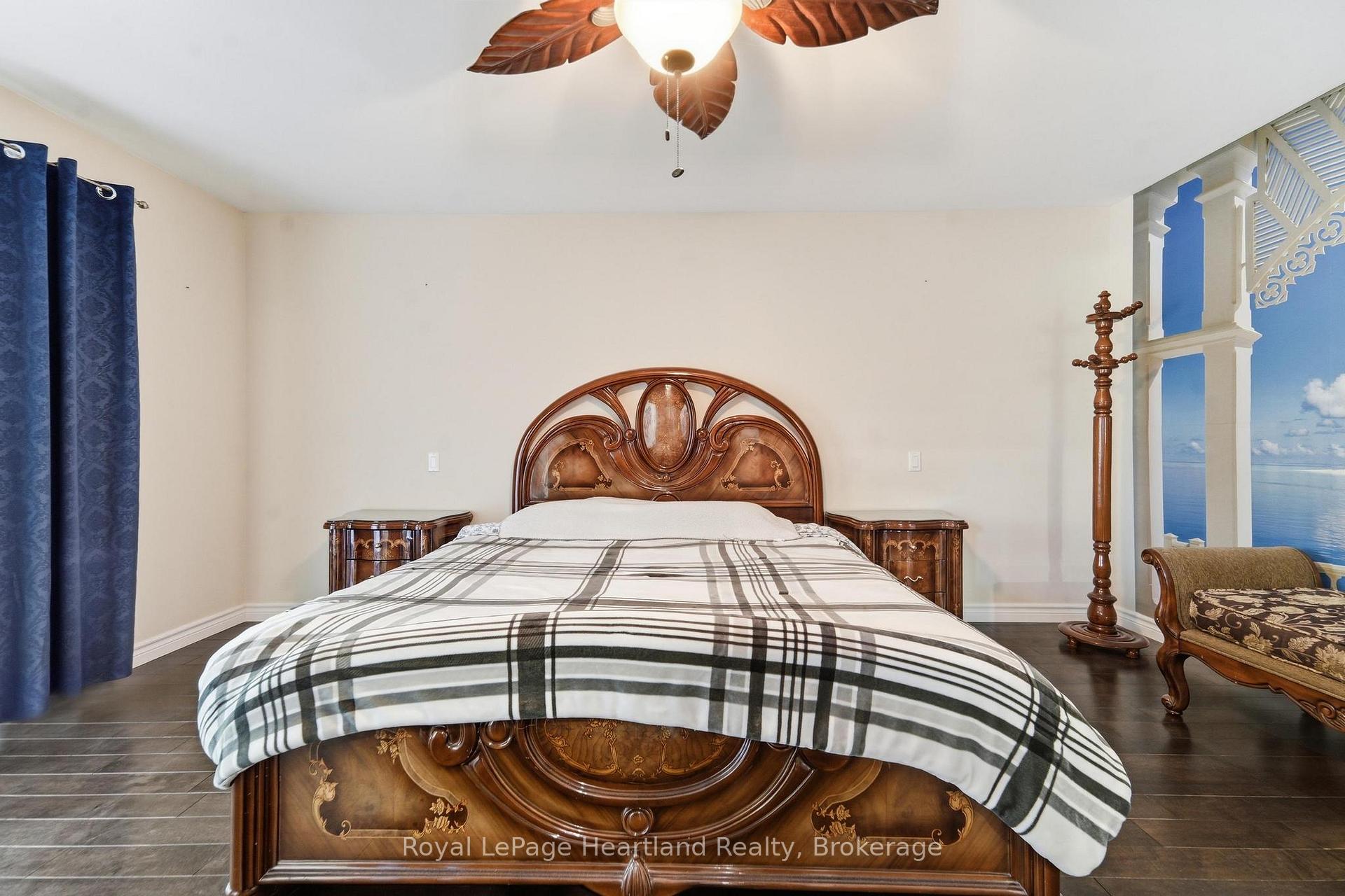 Photo 20 of 62 Victoria Boulevard, Huron East, Vanastra — HOMEH