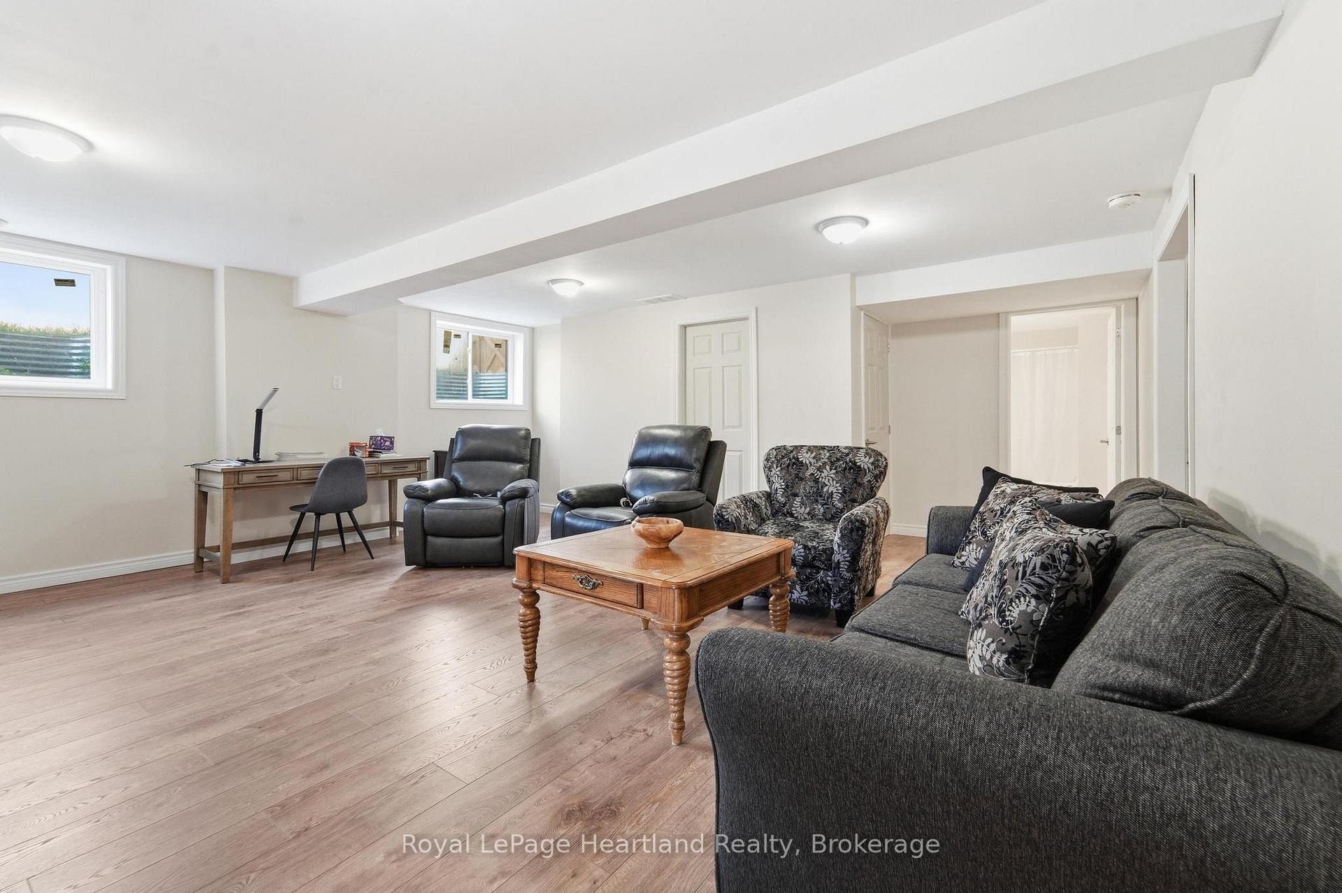 Photo 31 of 62 Victoria Boulevard, Huron East, Vanastra — HOMEH