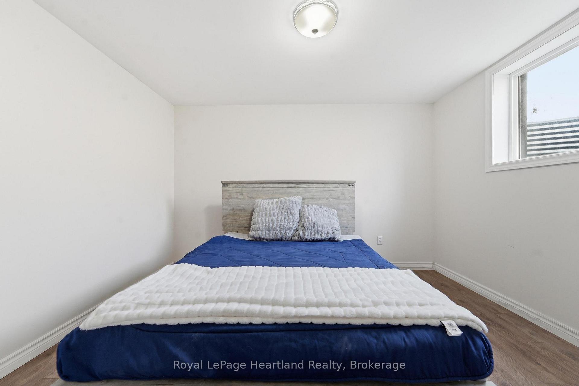 Photo 38 of 62 Victoria Boulevard, Huron East, Vanastra — HOMEH